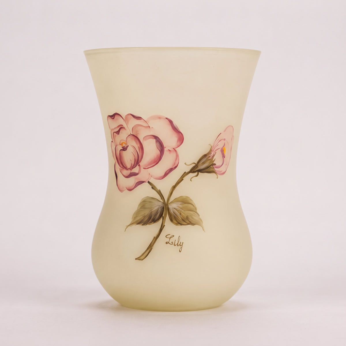 LM-V-018 — Lily signed frosted glass vase, Maison Jaspers white studio photograph
