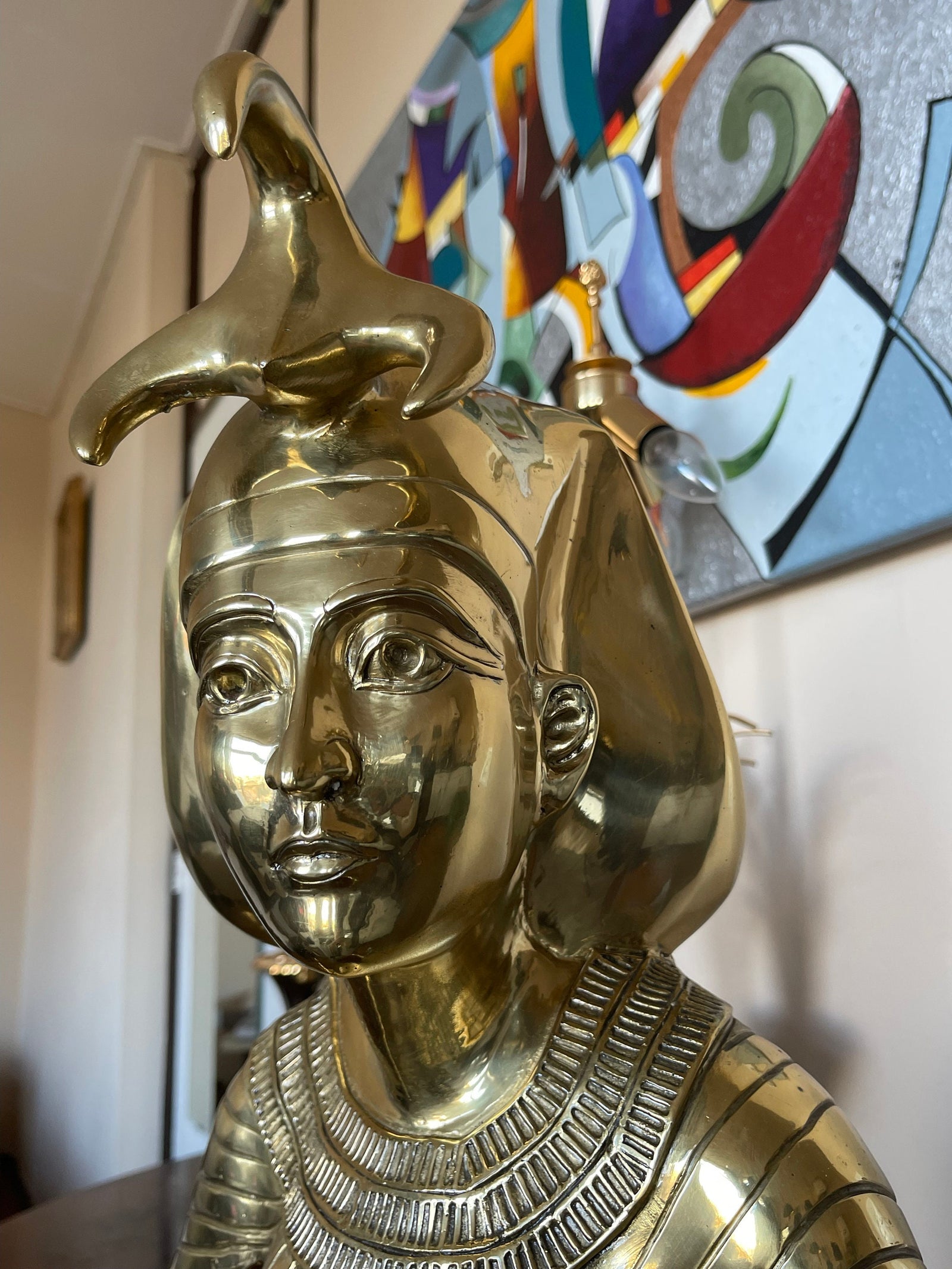 Vintage Egyptian Goddess Selket Statue โ a beautifully crafted brass figurine depicting the mythological goddess of protection and healing. This Egyptian sculpture is perfect for collectors of Egyptian antiques and ancient Egypt decor.