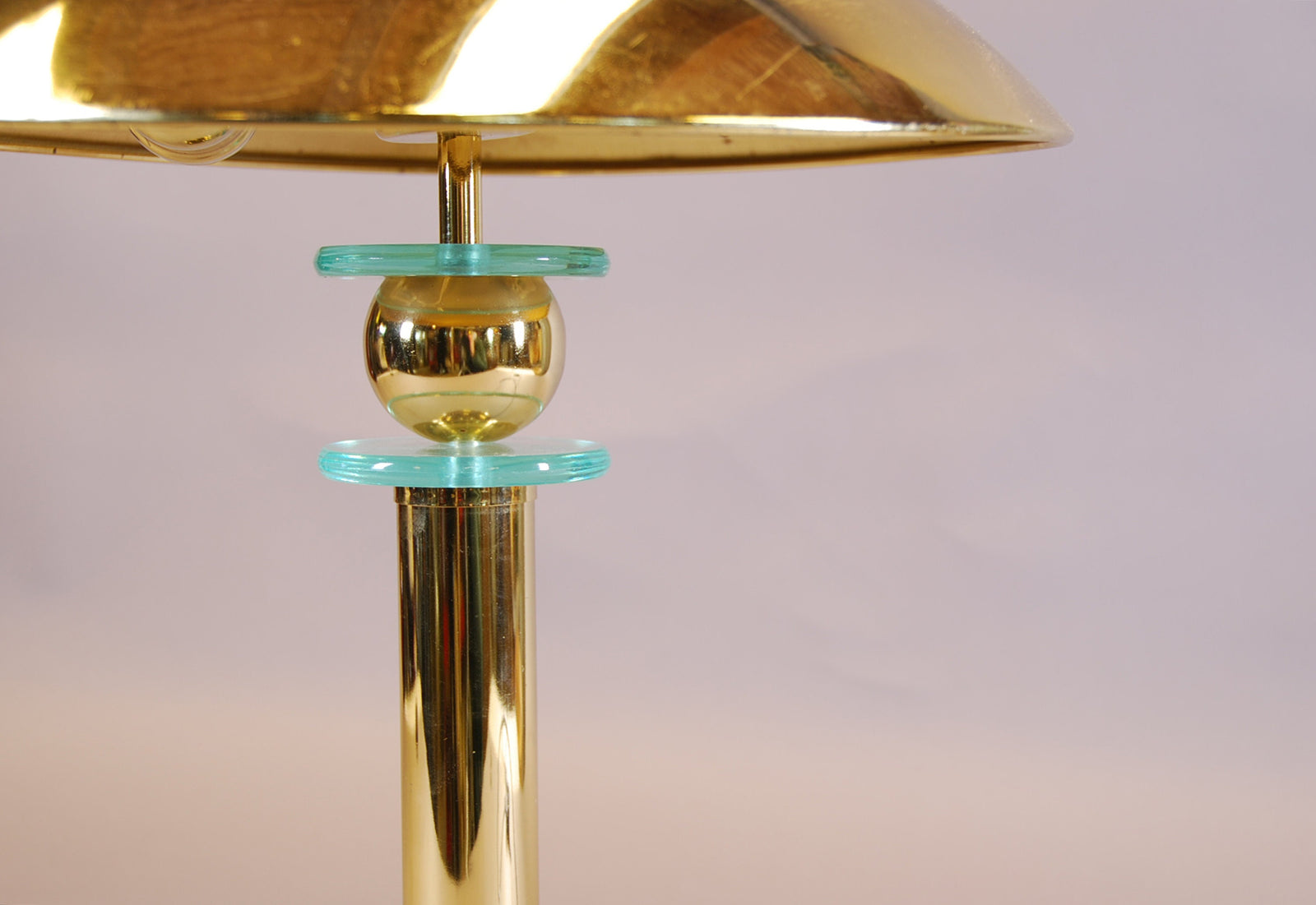 Elegant vintage mushroom lamp featuring a polished brass finish and a distinctive mushroom-shaped shade. This mid-century modern table lamp adds a touch of retro charm to any room, making it perfect for bedside tables, desks, or reading nooks. Its warm, ambient light creates an inviting atmosphere, while the compact design ensures it fits seamlessly into various interior spaces.