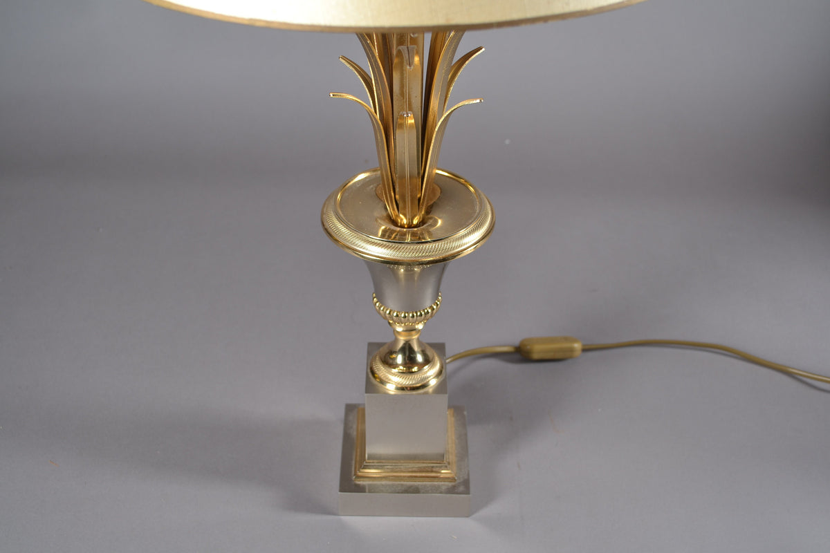 Boulanger Pineapple Palm Lamp in brushed steel, inspired by Maison Charles. A vintage Belgian Hollywood Regency table lamp with a modern touch. Featuring a timeless mid-century design, this elegant lamp is perfect for Art Deco interiors, retro home decor, or as a statement lighting piece. In very good condition with minor patina. Shade not included, carefully packed for shipping.
