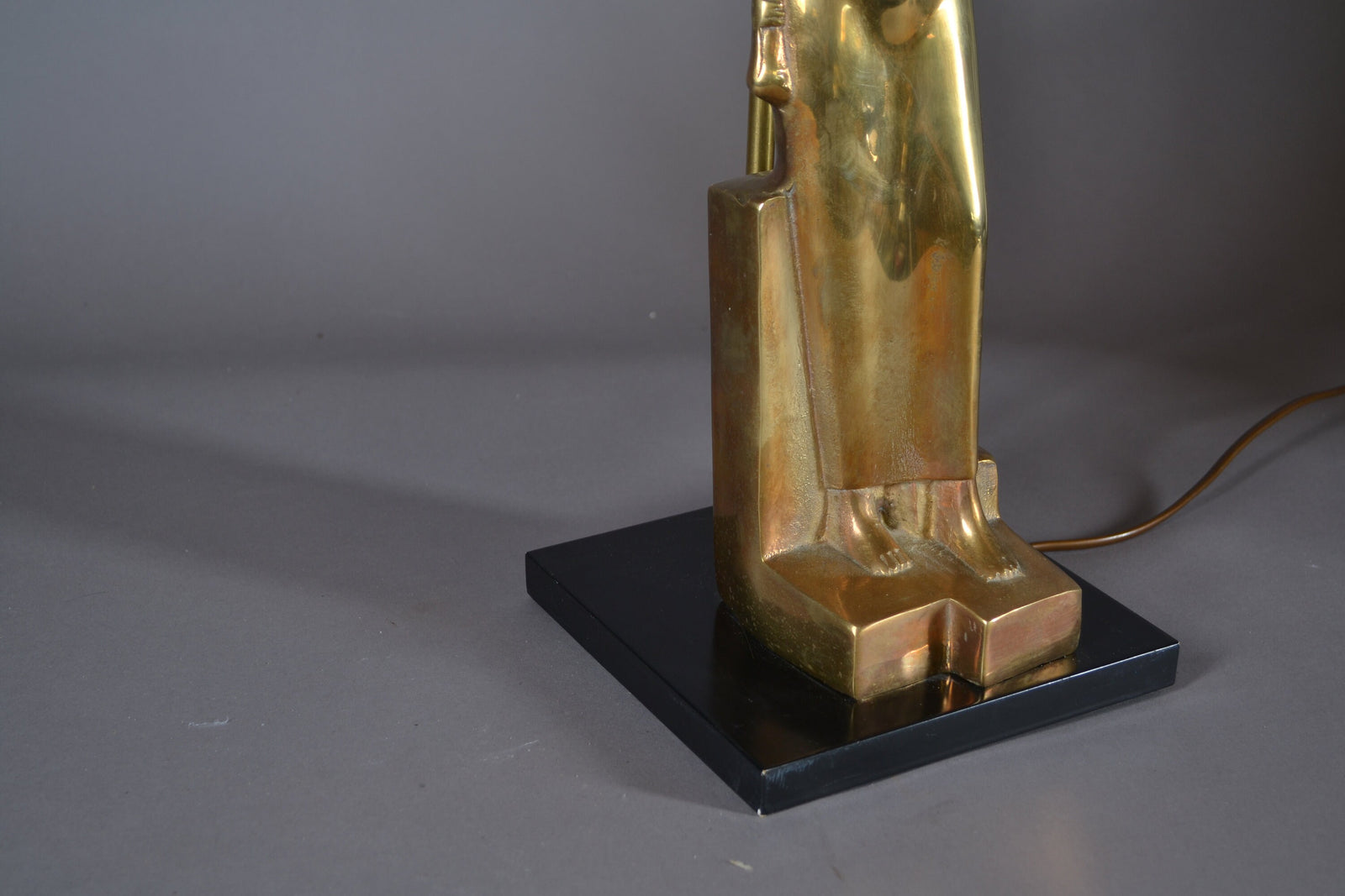 Vintage Egyptian Revival Table Lamp, Gold-Toned Woman Figure, Art Deco Style, 1970s