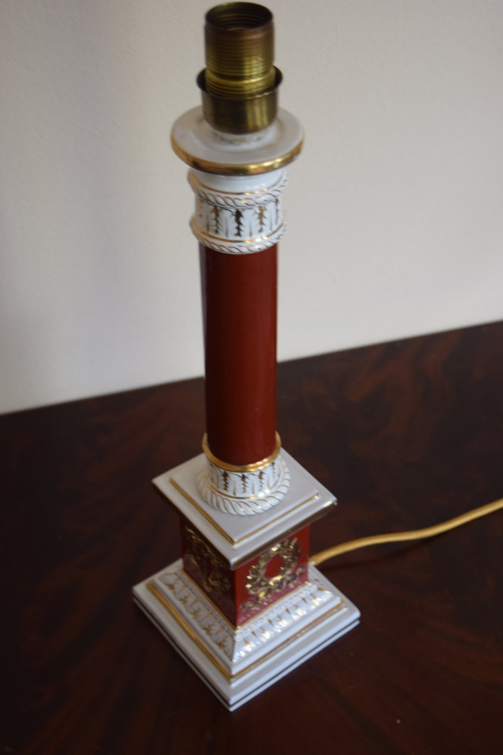 Ceramic Column Table Lamp, Red and Gold, Art Deco Style, Attributed to Ugo Zaccagnini, Italy 1950s
