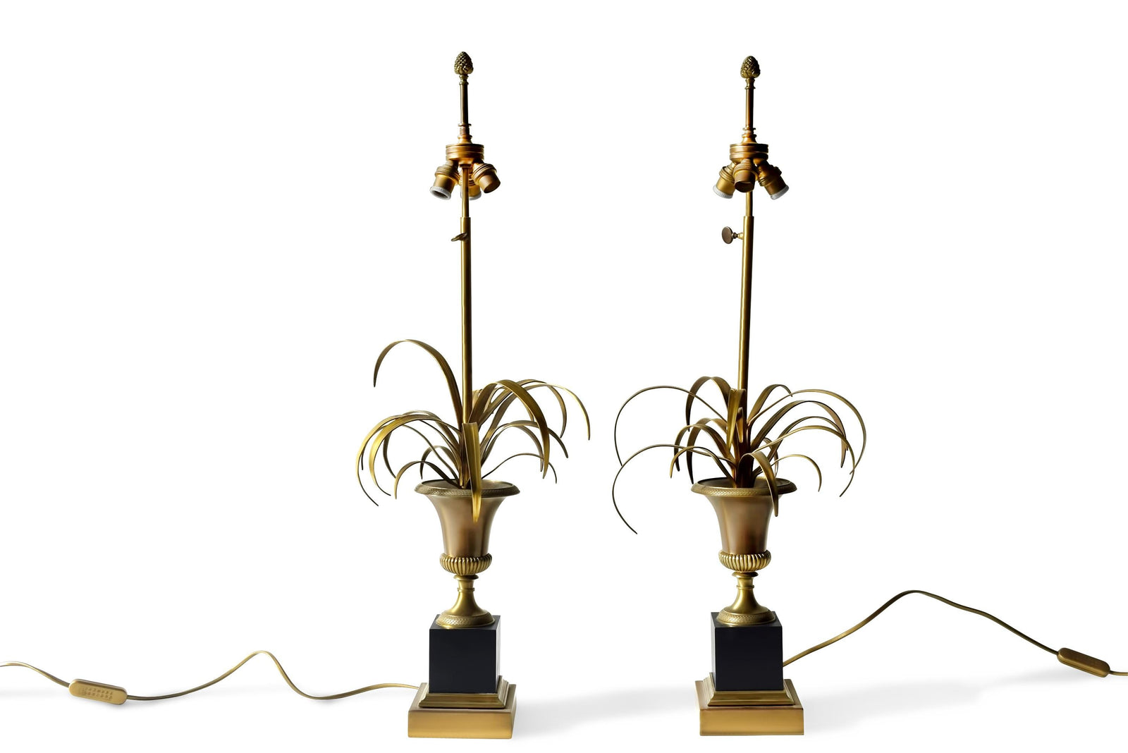 Vintage Maison Charles Brass Palm Table Lamps, French Mid-Century Hollywood Regency Pair, "Vase Roseaux" Design, 1950s
