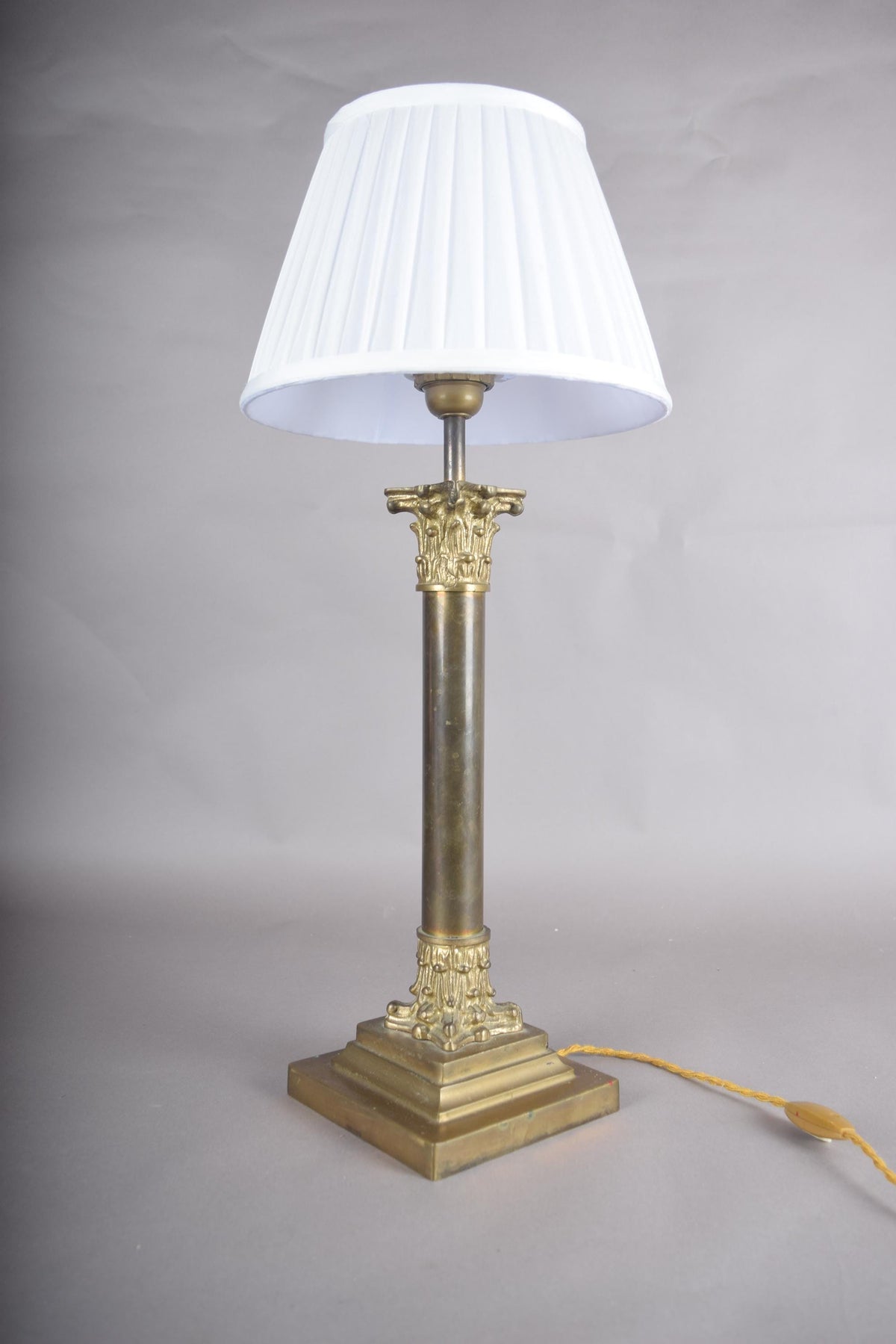 Vintage Brass Column Table Lamp, Corinthian Capital — Neoclassical Empire Style, 1950s