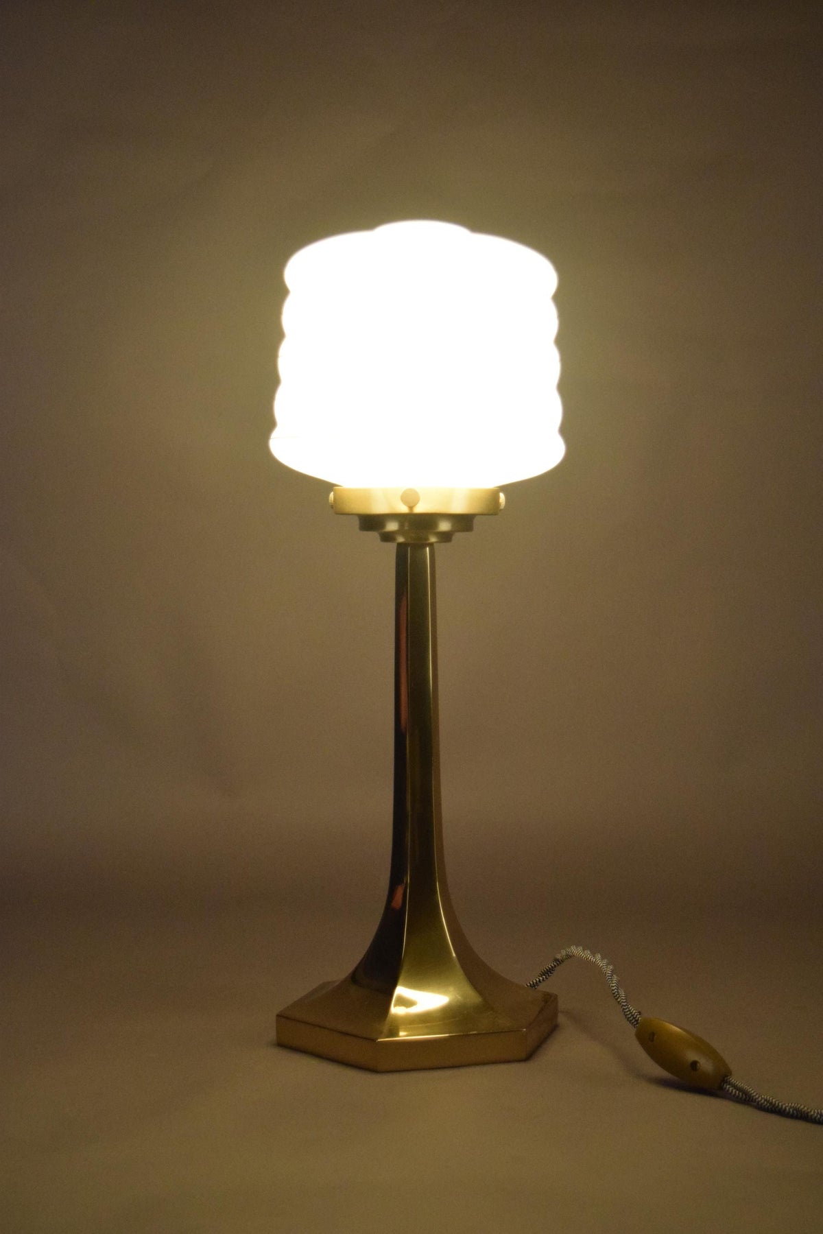 Josef Hoffmann Style Table Lamp, Brass Base with Ribbed Opaline Glass Shade, Wiener Werkstätte Inspired