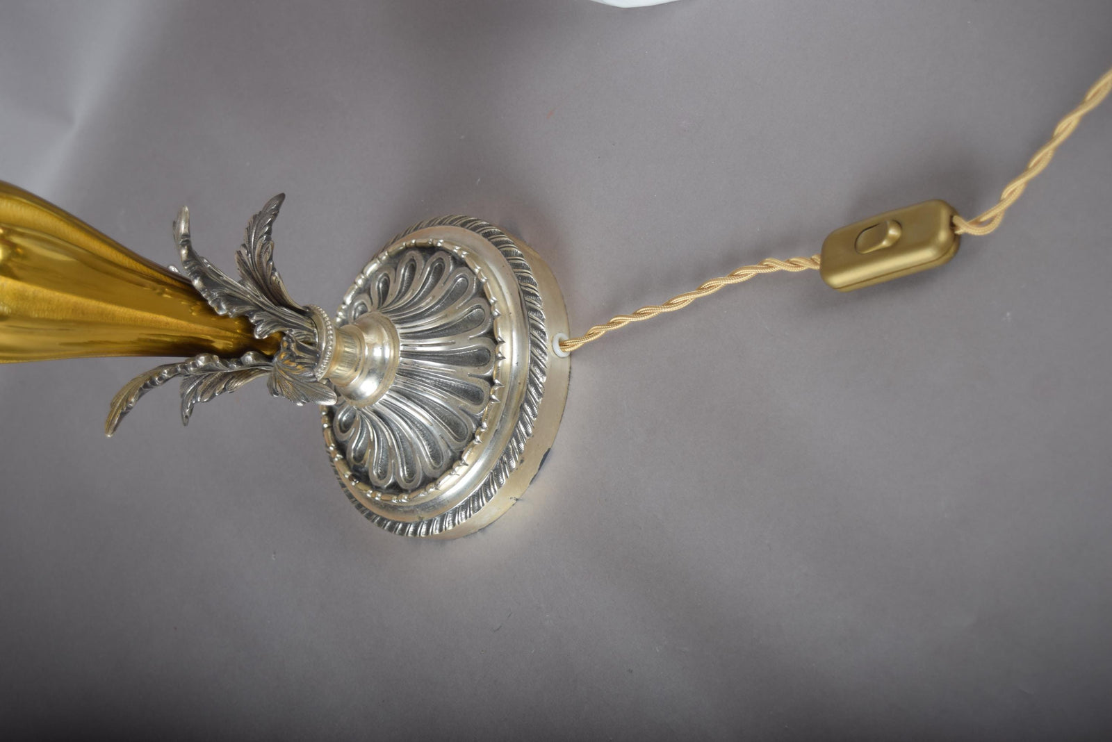 Vintage Ornate Brass Table Lamp | Dual-Tone Gold & Silver Fluted Design | Sculpted Leaf Motif | Circa 1960s | Rewired