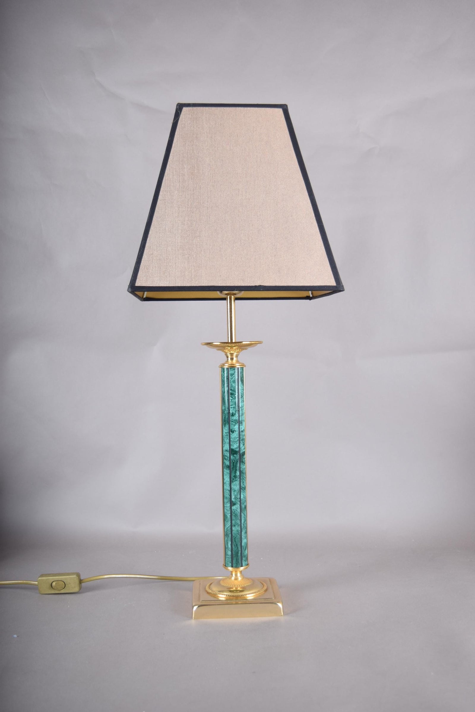 Vintage 1980s Table Lamp, Malachite-Style Green Column, Gold-Toned Metal, Hollywood Regency Style