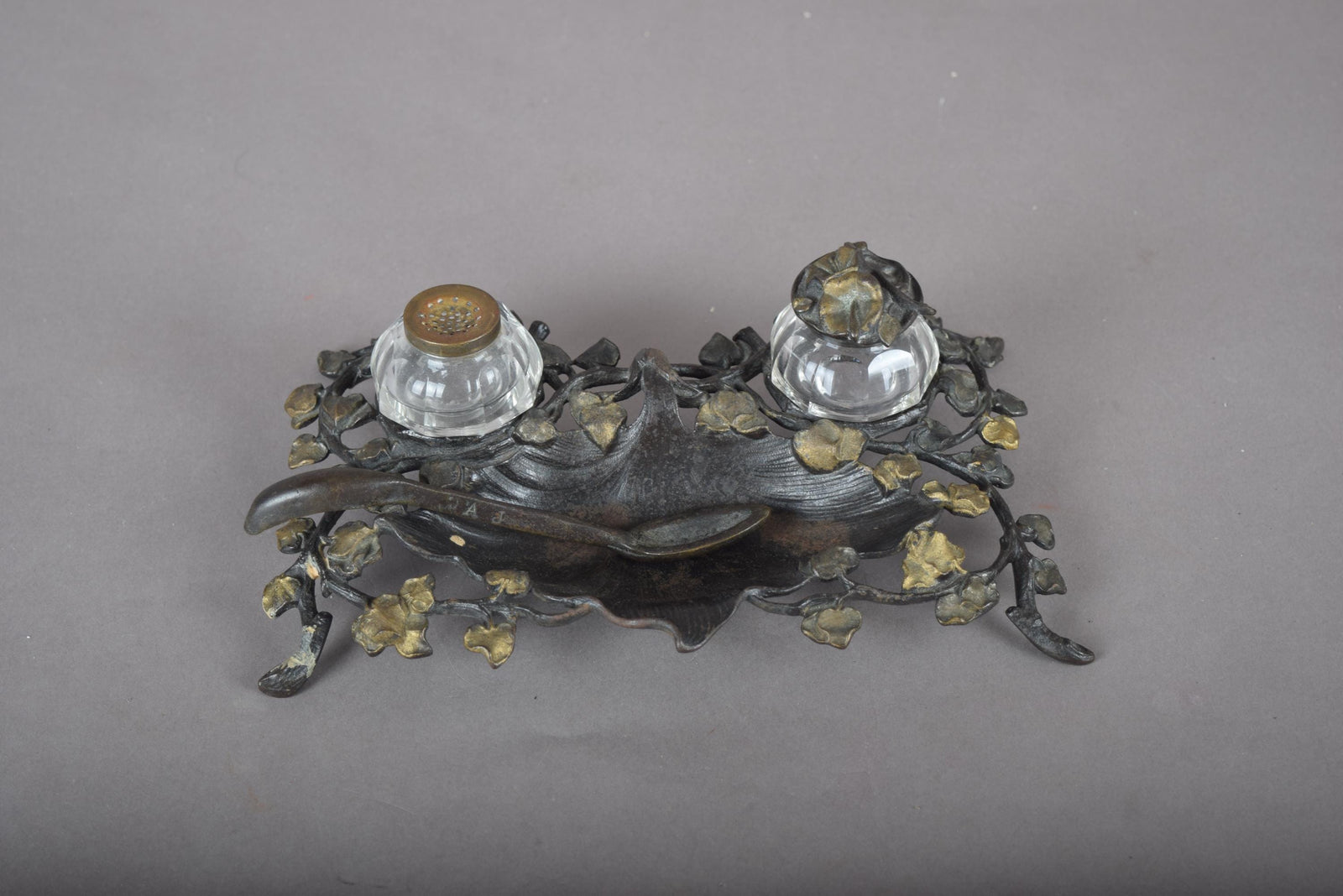 Antique Bronze-Toned Inkwell, Ivy Relief Design — French Art Nouveau, Circa 1900