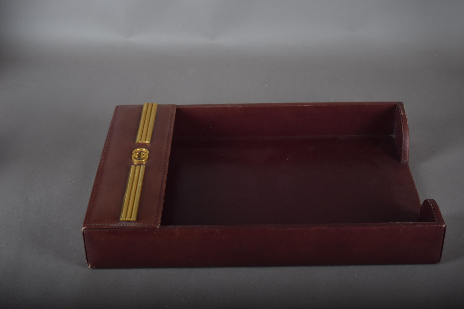 Vintage 1970s Gucci Red Leather Desk Tray – Gold Double-G Logo Paper Organizer, Rare Designer Office Accessory