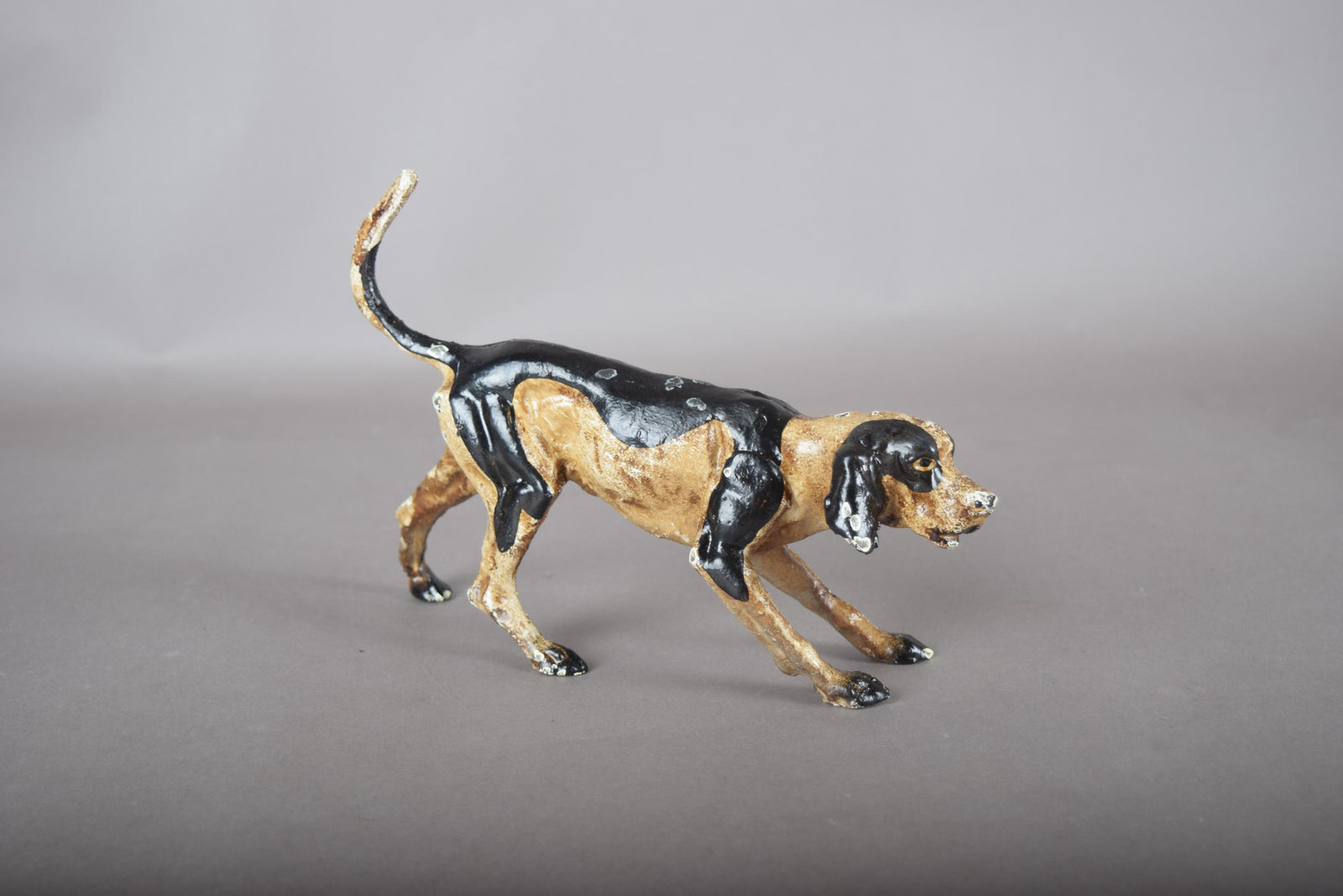 Vintage Circa 1930-1960 Hand-Painted Cast Metal Foxhound Figurine – English Sporting Country Decor Collectible
