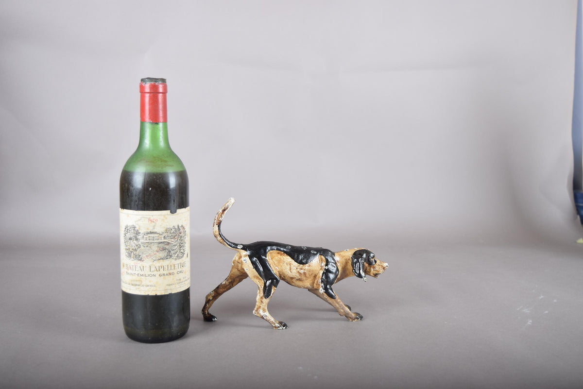 Vintage Circa 1930-1960 Hand-Painted Cast Metal Foxhound Figurine – English Sporting Country Decor Collectible