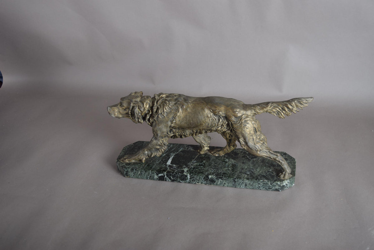 Vintage Patinated Spelter English Setter Dog Sculpture, Green Marble Base, Animalier Style, 1930s