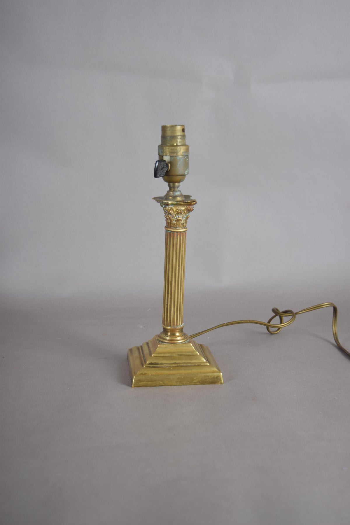 Vintage Patinated Brass Desk Lamp Base, Fluted Column, Corinthian Capital, No Shade, 1950s