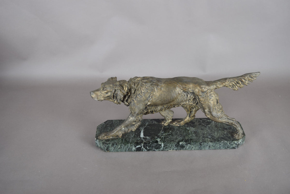 Vintage Patinated Spelter English Setter Dog Sculpture, Green Marble Base, Animalier Style, 1930s