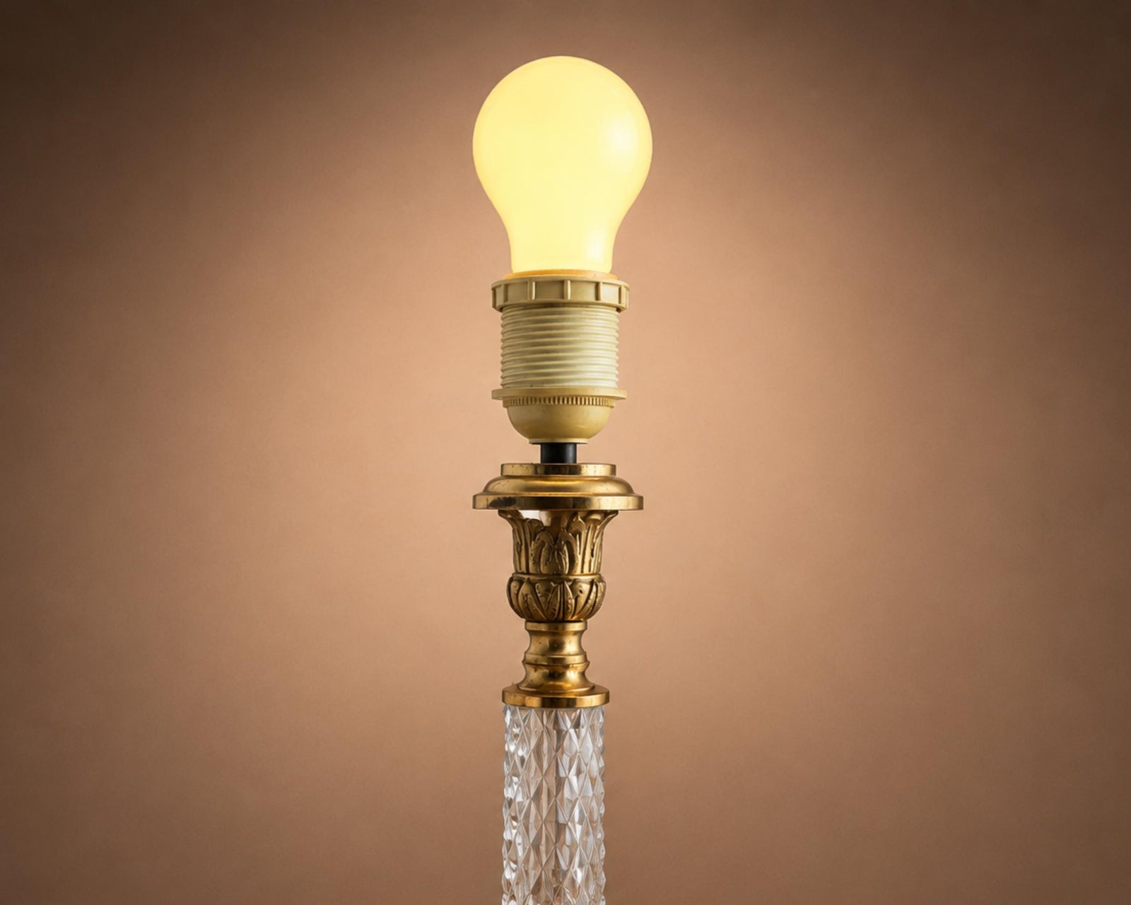 Hollywood Regency Style Cut Glass Table Lamp, Diamond-Cut Column with Brass Fittings