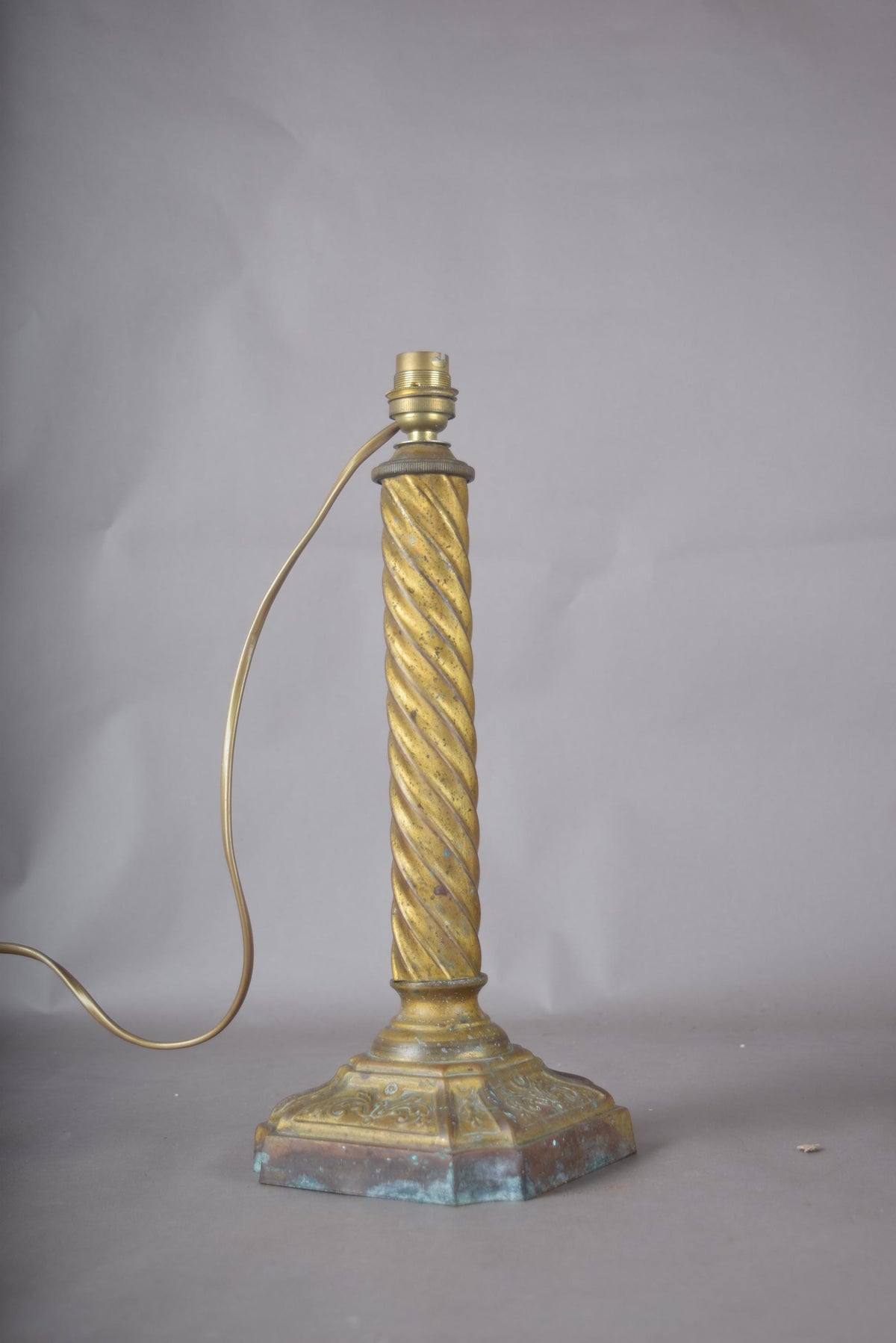 Antique Brass Table Lamp, Twisted Rope Column on Embossed Hexagonal Base, New Shade Included
