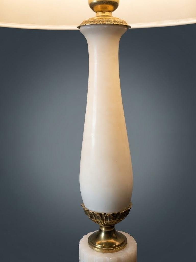 Vintage Neoclassical Style Table Lamp, White Baluster and Fluted Veined Stone Column with Gilt Metal Mounts, with Cream Shade