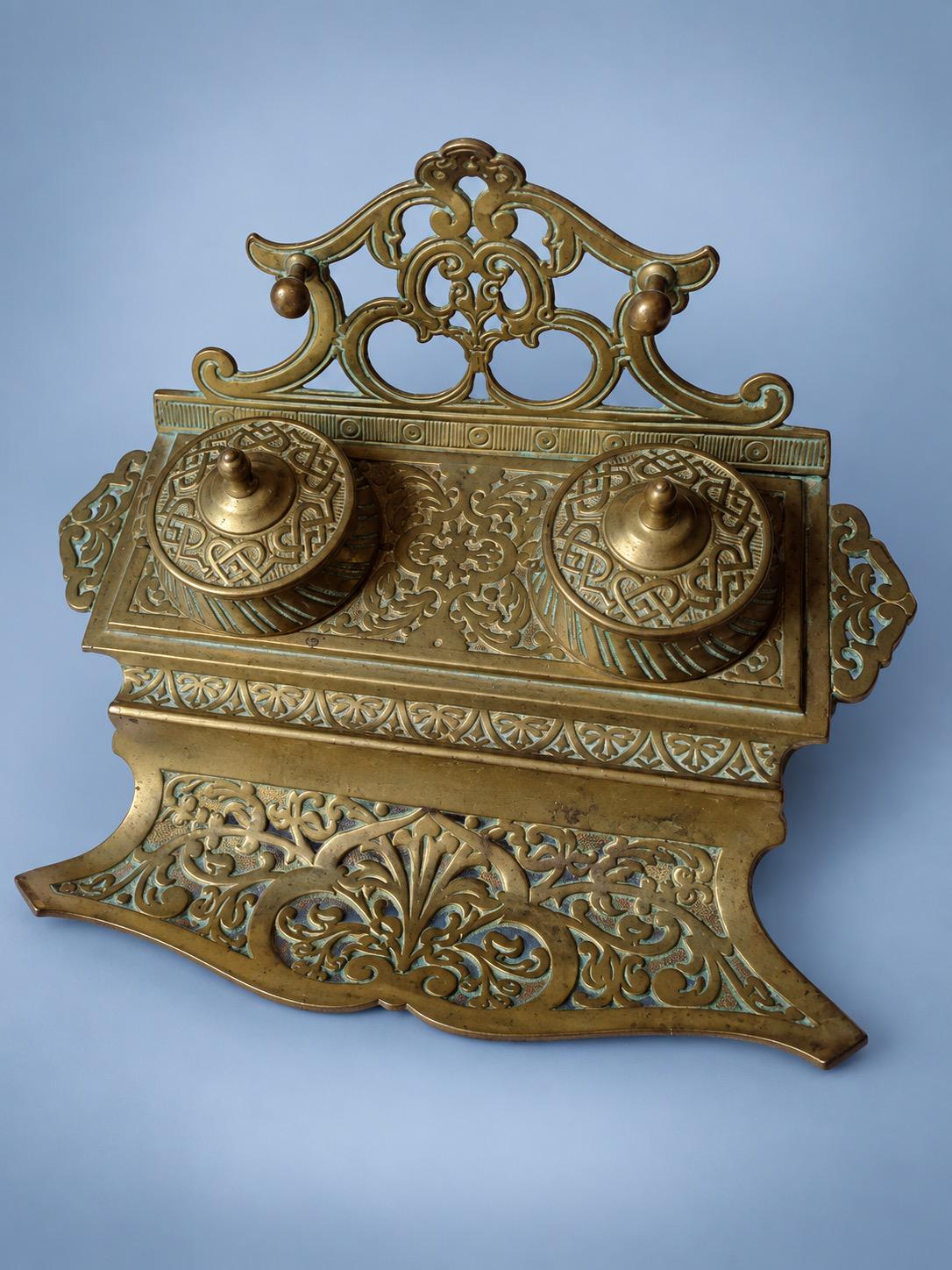 Antique Renaissance Revival Style Double Inkwell Desk Stand in Brass-Tone Metal with Pen Tray