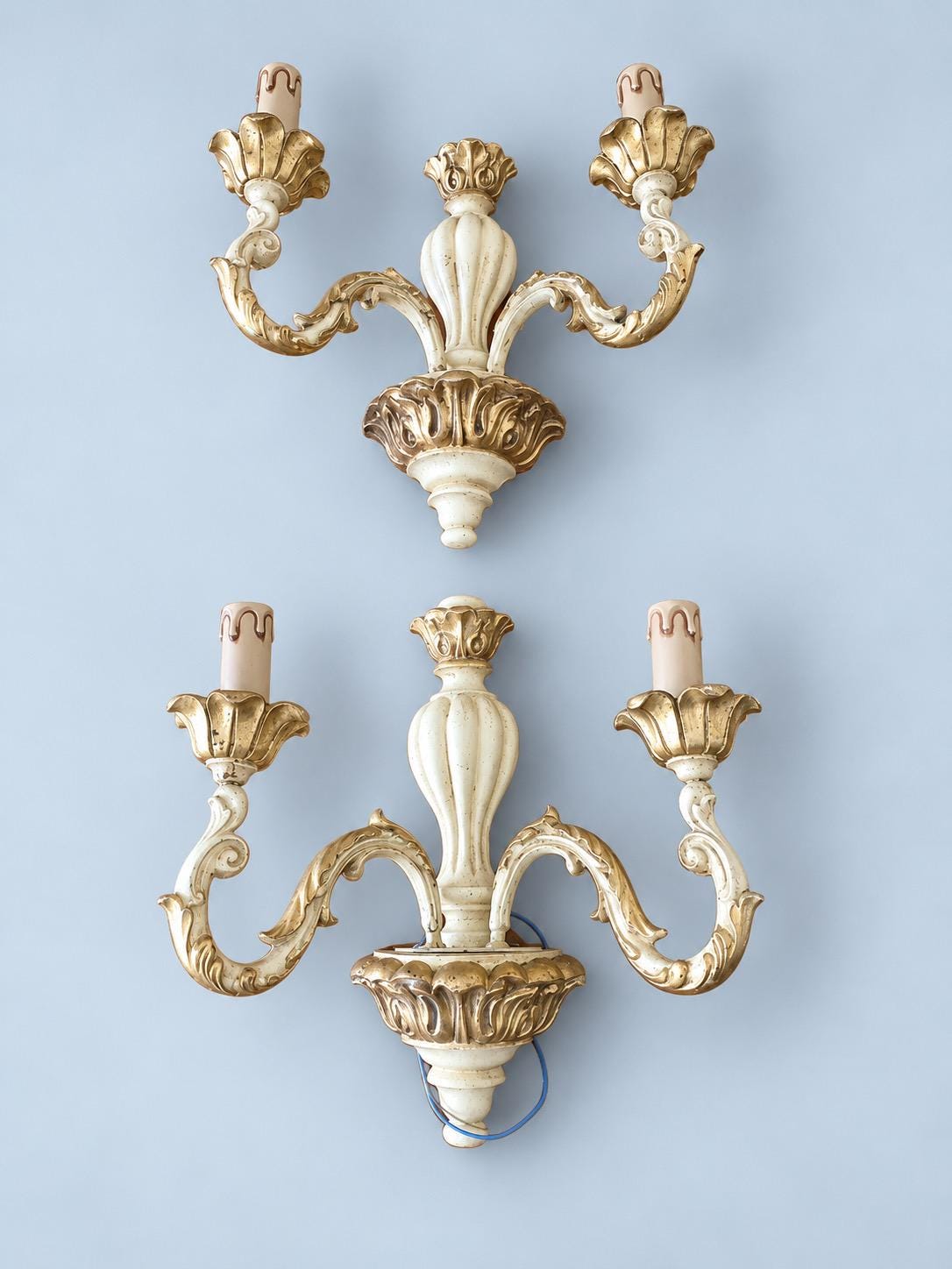 Vintage Pair of Classic Style Wooden Wall Sconces in Beige with Gold-Tone Finish