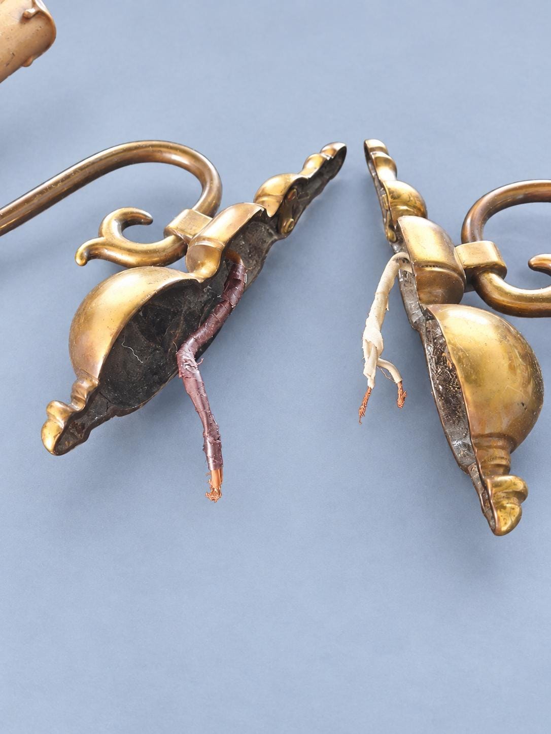 Vintage Pair of Flemish Style Brass-Tone Single-Arm Wall Sconces with Polished Ball