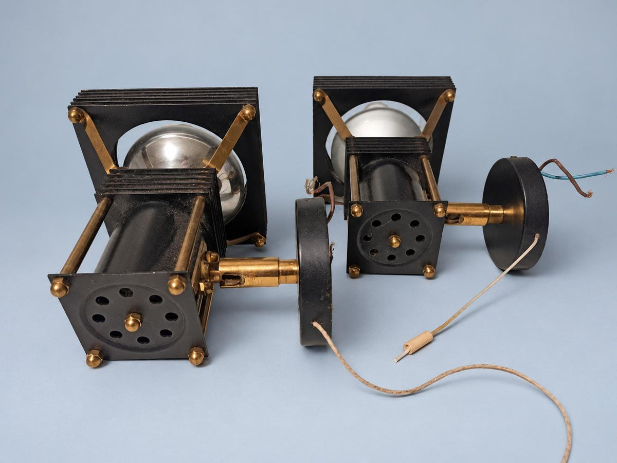 Vintage Pair of 1960s German Adjustable Black and Brass-Tone Wall Spotlights with Finned Square Heads