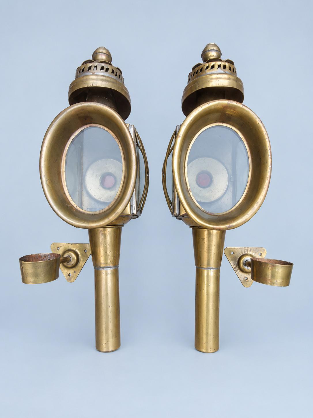 Vintage Pair of Brass-Tone Carriage Lanterns with Oval Glass Fronts and Wall Brackets