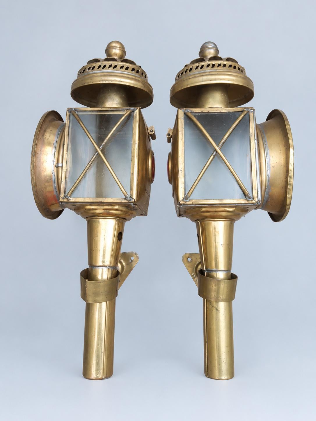 Vintage Pair of Brass-Tone Carriage Lanterns with Oval Glass Fronts and Wall Brackets