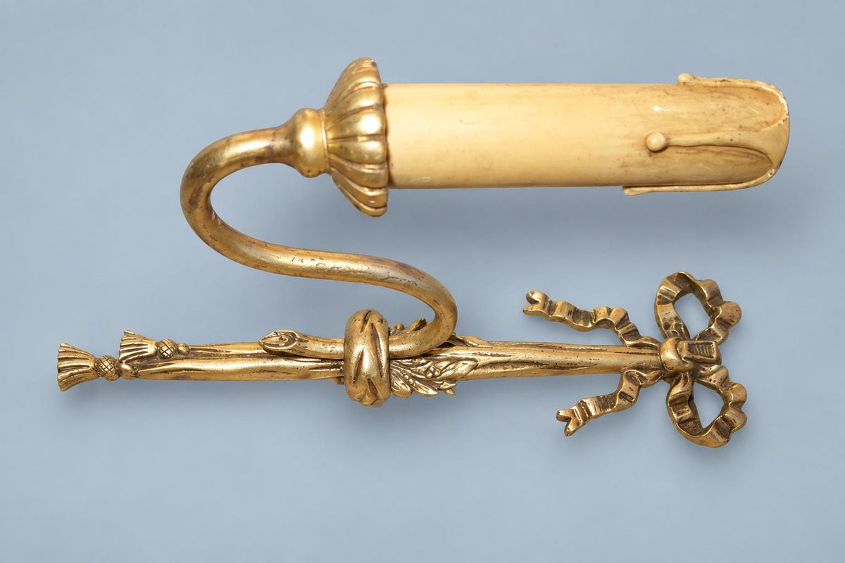 Vintage Single Louis XVI Style Gilt Metal Wall Sconce with Ribbon Bow, Flowers and Tassels