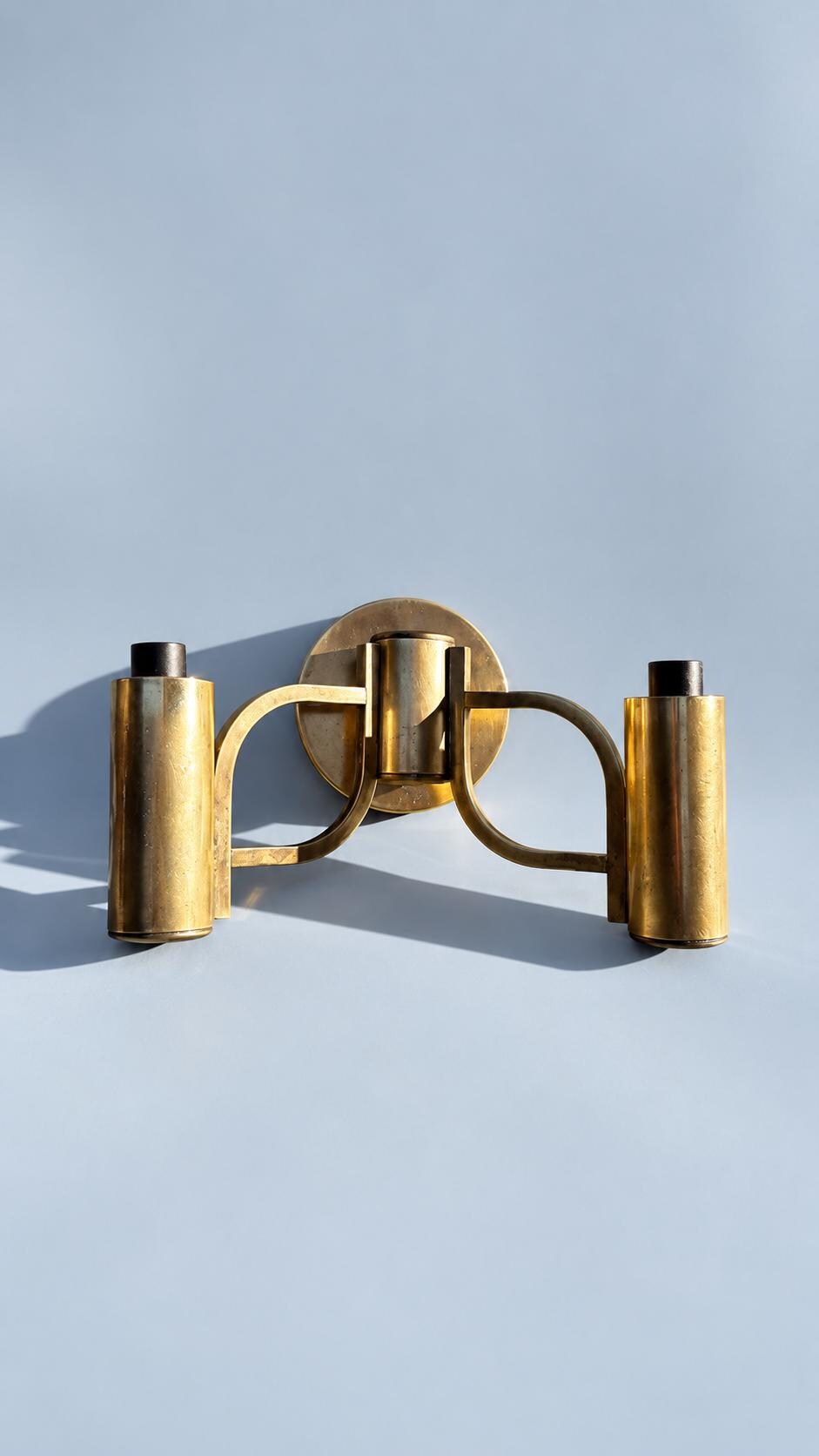 1970s Brass Two-Light Wall Sconce, Loop Arms and Cylinder Sockets, Sciolari Style