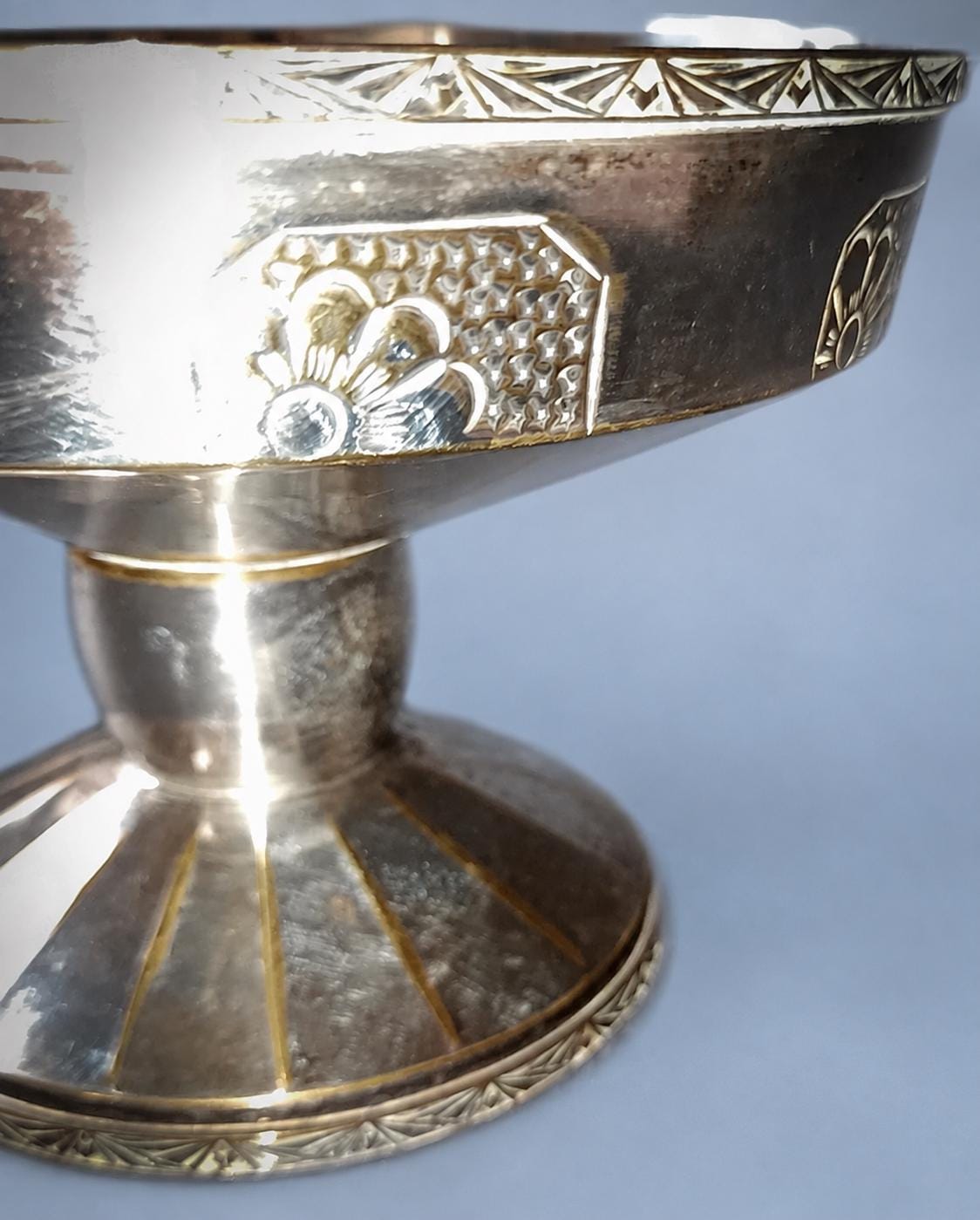 Vintage Art Deco Footed Bowl, Silver-Tone Metal Coupe on Pedestal with Fan Flower Panels and Chevron Borders, 20 cm