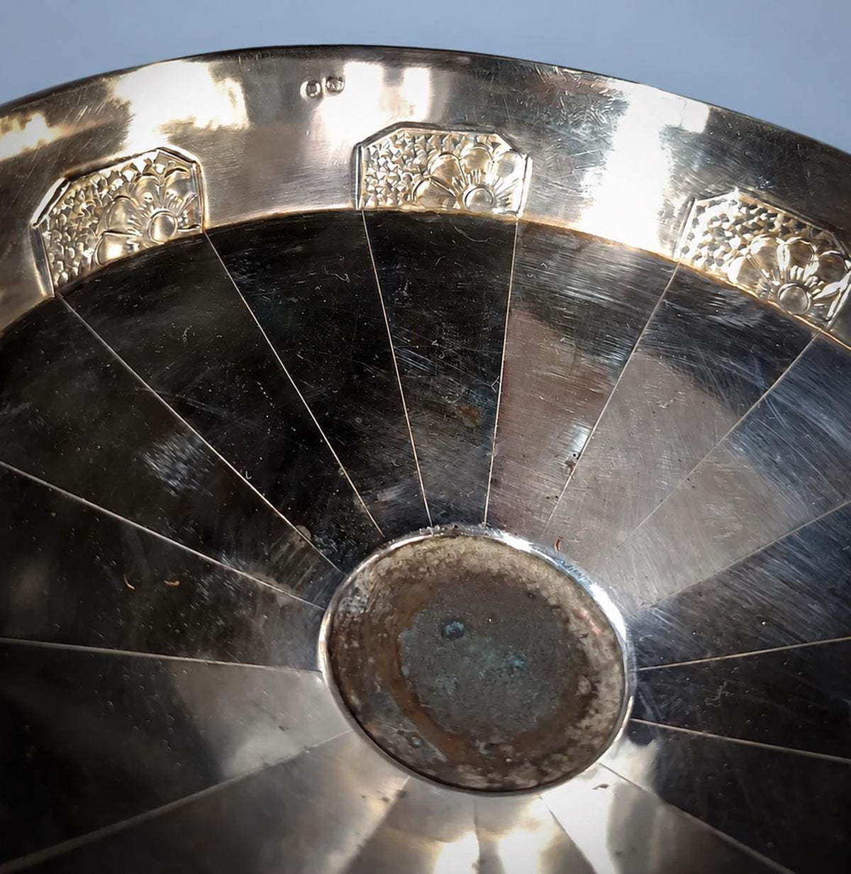 Vintage Art Deco Footed Bowl, Silver-Tone Metal Coupe on Pedestal with Fan Flower Panels and Chevron Borders, 20 cm