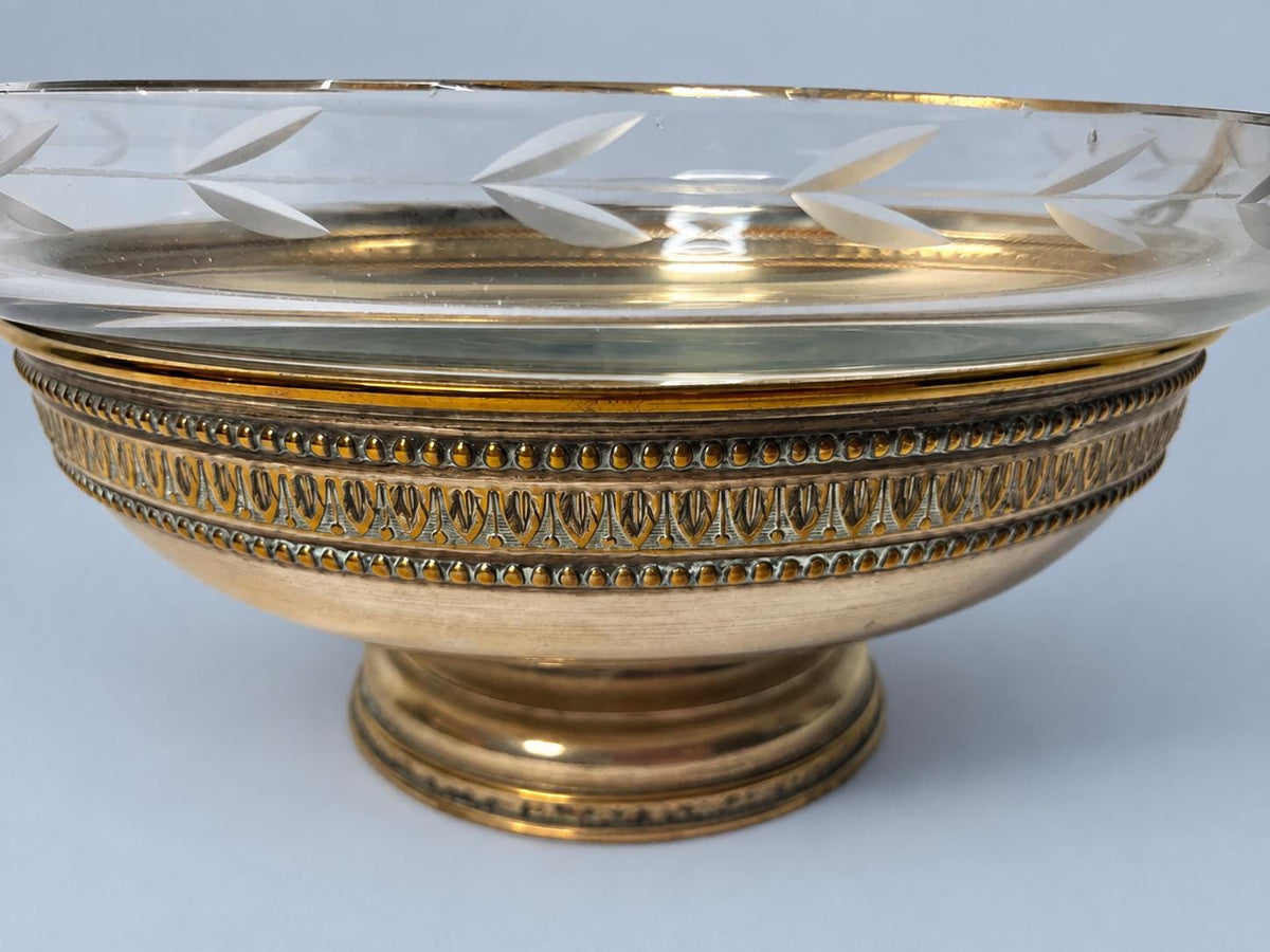 Vintage Handled Fruit Bowl, Attributed c. 1940s, Engraved Glass Liner in Silver-Tone Metal Frame with Classical Frieze, 23 cm