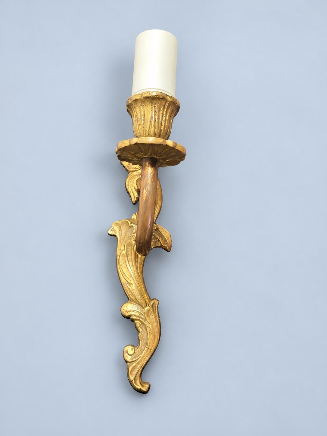 Vintage Pair of Rococo Louis XV Style Single-Light Wall Sconces, Gilt Metal Acanthus Scrolls, Candle Lights, 22 cm