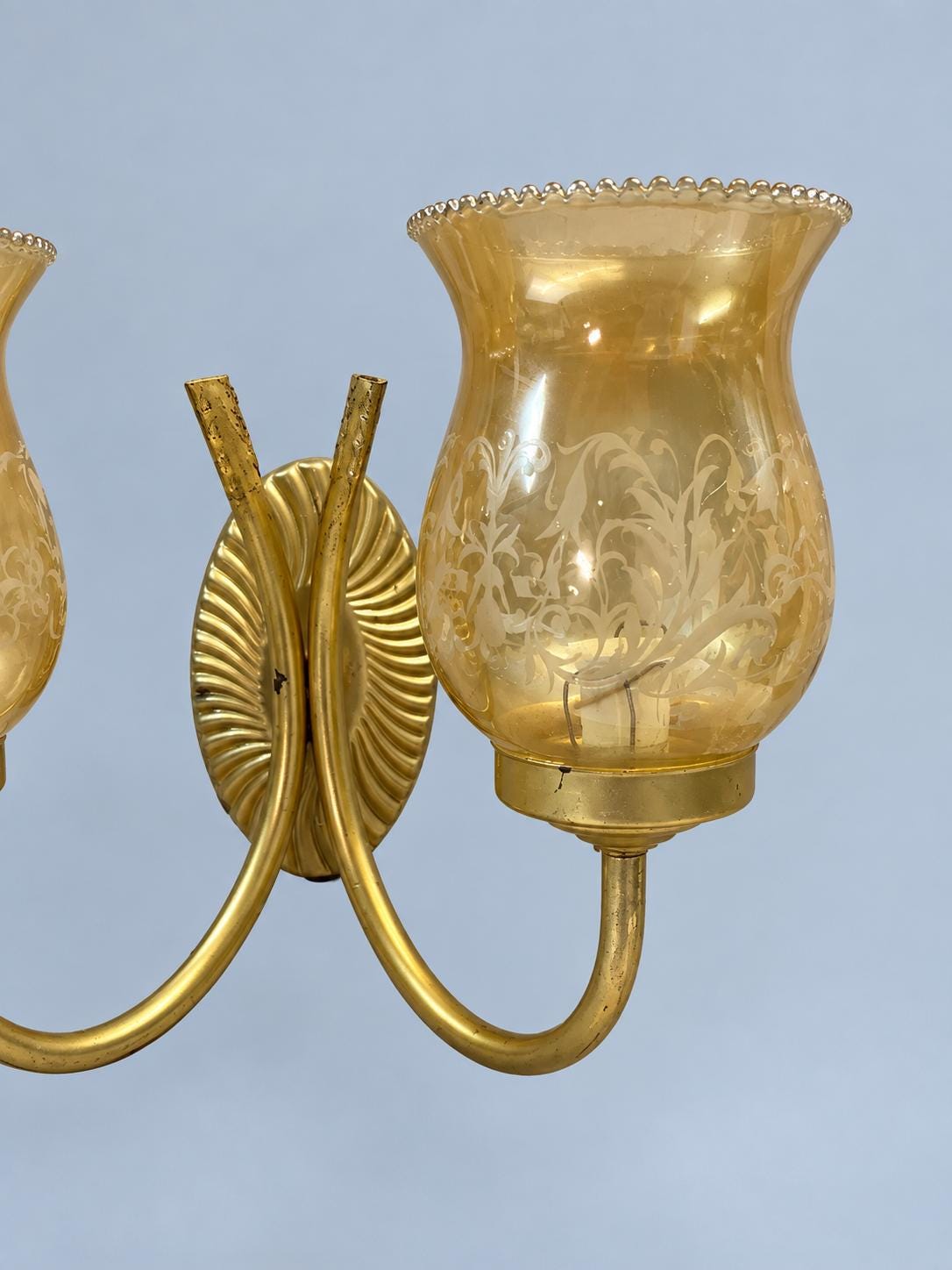 Vintage Two-Arm Wall Sconce with Amber Etched Glass Hurricane Shades, Gold-Painted Metal with Fan Backplate, 22 cm