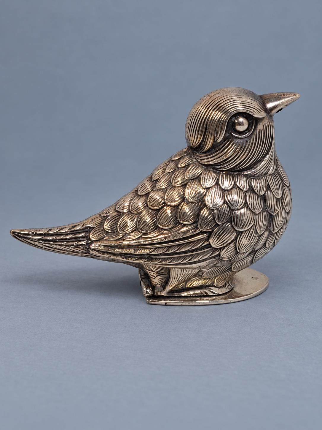 Vintage Figural Bird Salt or Pepper Shaker, Silver-Tone Metal with Finely Chased-Look Feathers, Small Table Sculpture, 7 cm