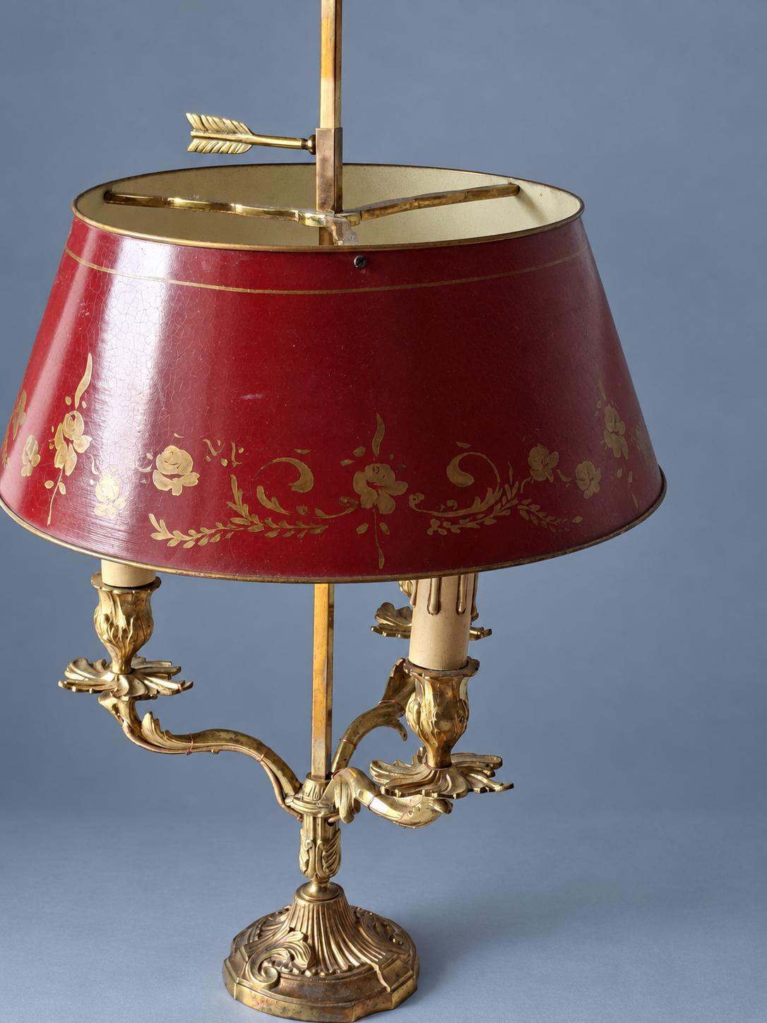 Vintage Bouillotte Style Three-Light Table Lamp, Gilt Metal Rocaille Base with Adjustable Red Painted Tôle Shade and Arrow Thumbscrew