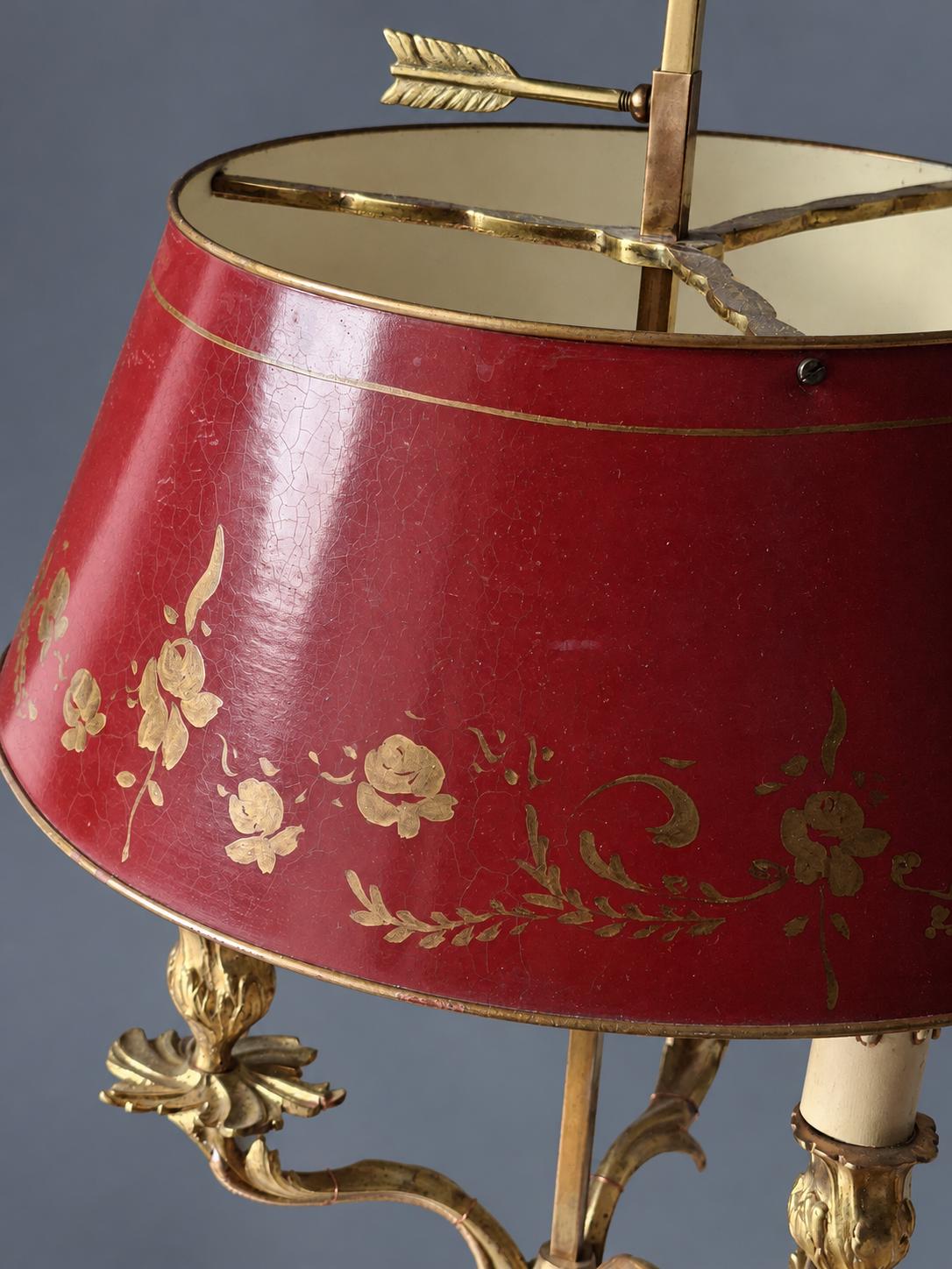 Vintage Bouillotte Style Three-Light Table Lamp, Gilt Metal Rocaille Base with Adjustable Red Painted Tôle Shade and Arrow Thumbscrew