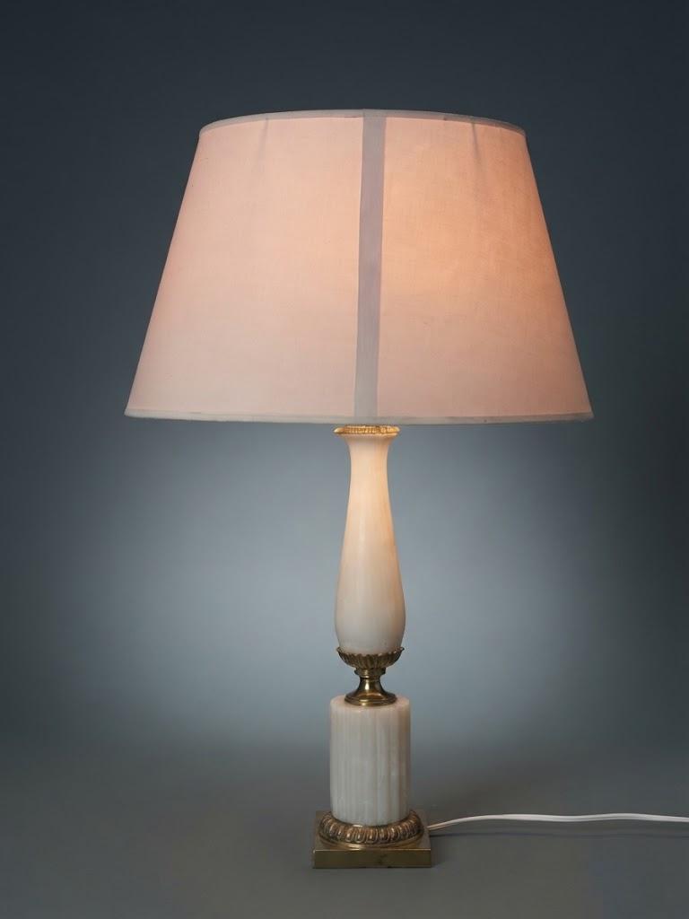 Vintage Neoclassical Style Table Lamp, White Baluster and Fluted Veined Stone Column with Gilt Metal Mounts, with Cream Shade