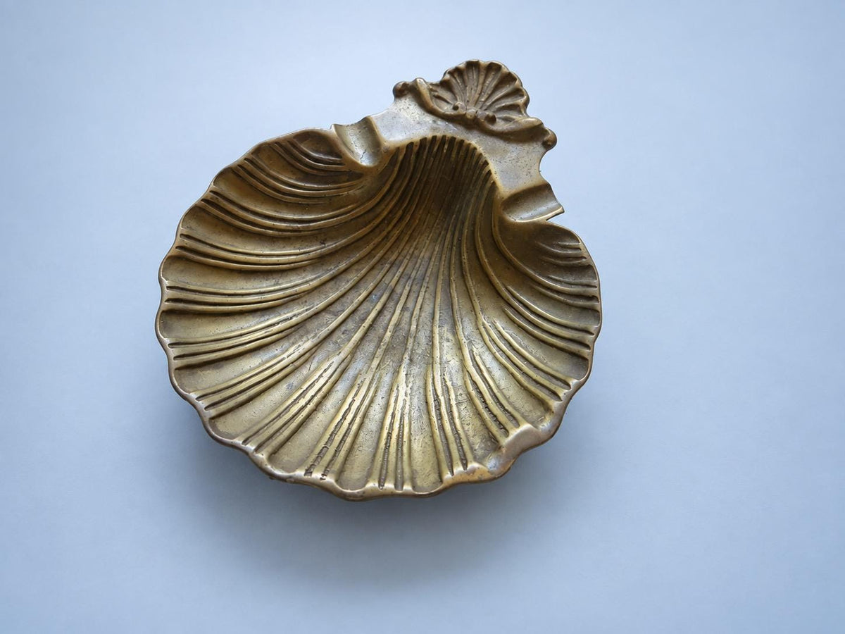 Vintage Brass-Tone Scallop Shell Trinket Dish, Rocaille Style, 1960s