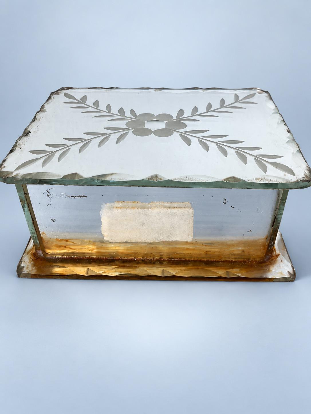 Vintage Art Deco Mirrored Glass Jewelry Box, Bevelled Edges and Engraved Leaf Spray Lid, 1930s