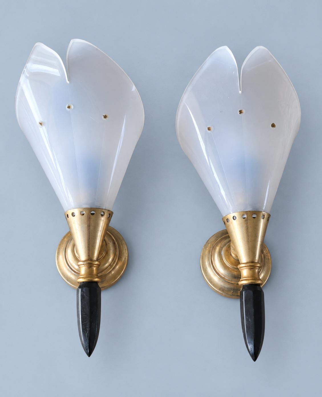 Pair of Vintage Rockabilly Wall Sconces, Black and White Plastic Petal Shades, Brass-Tone Bases and Pointed Finials