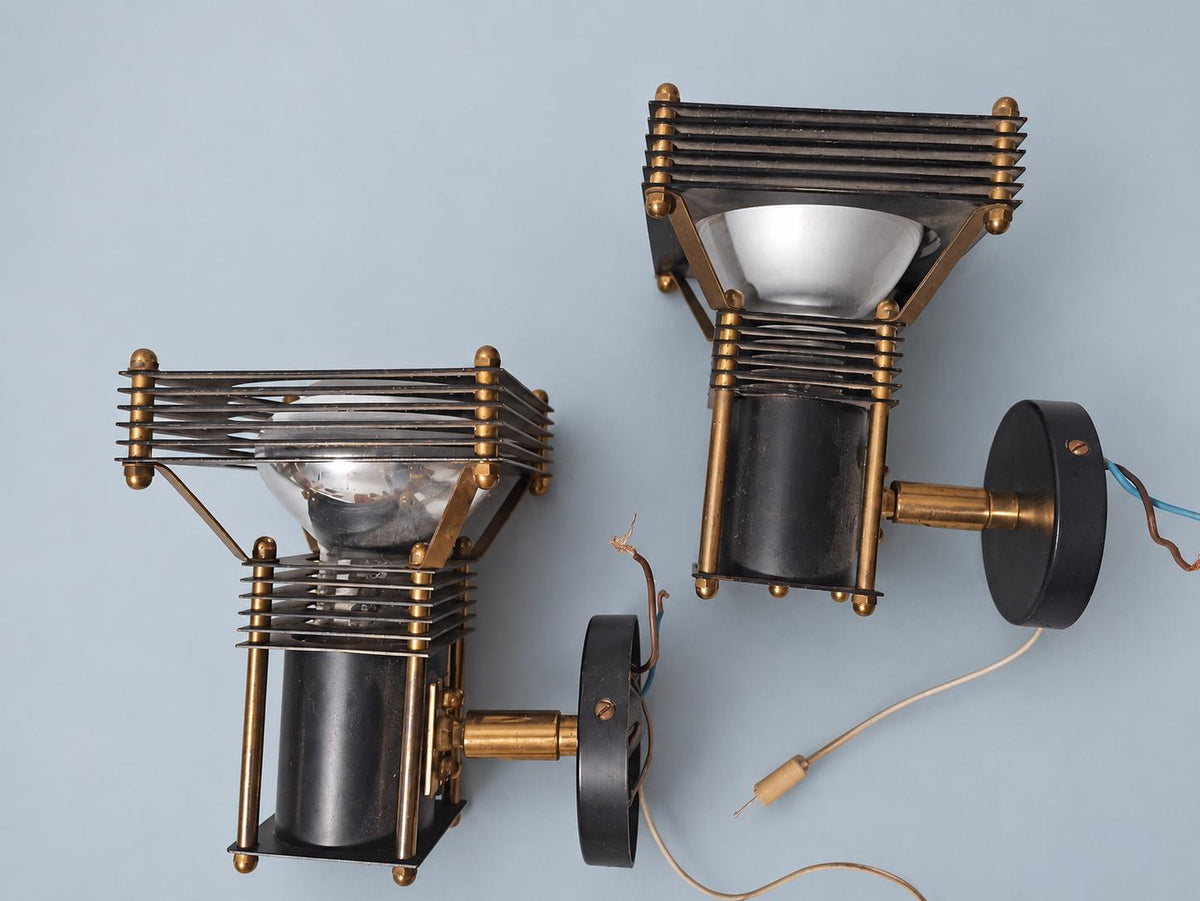 Vintage Pair of 1960s German Adjustable Black and Brass-Tone Wall Spotlights with Finned Square Heads