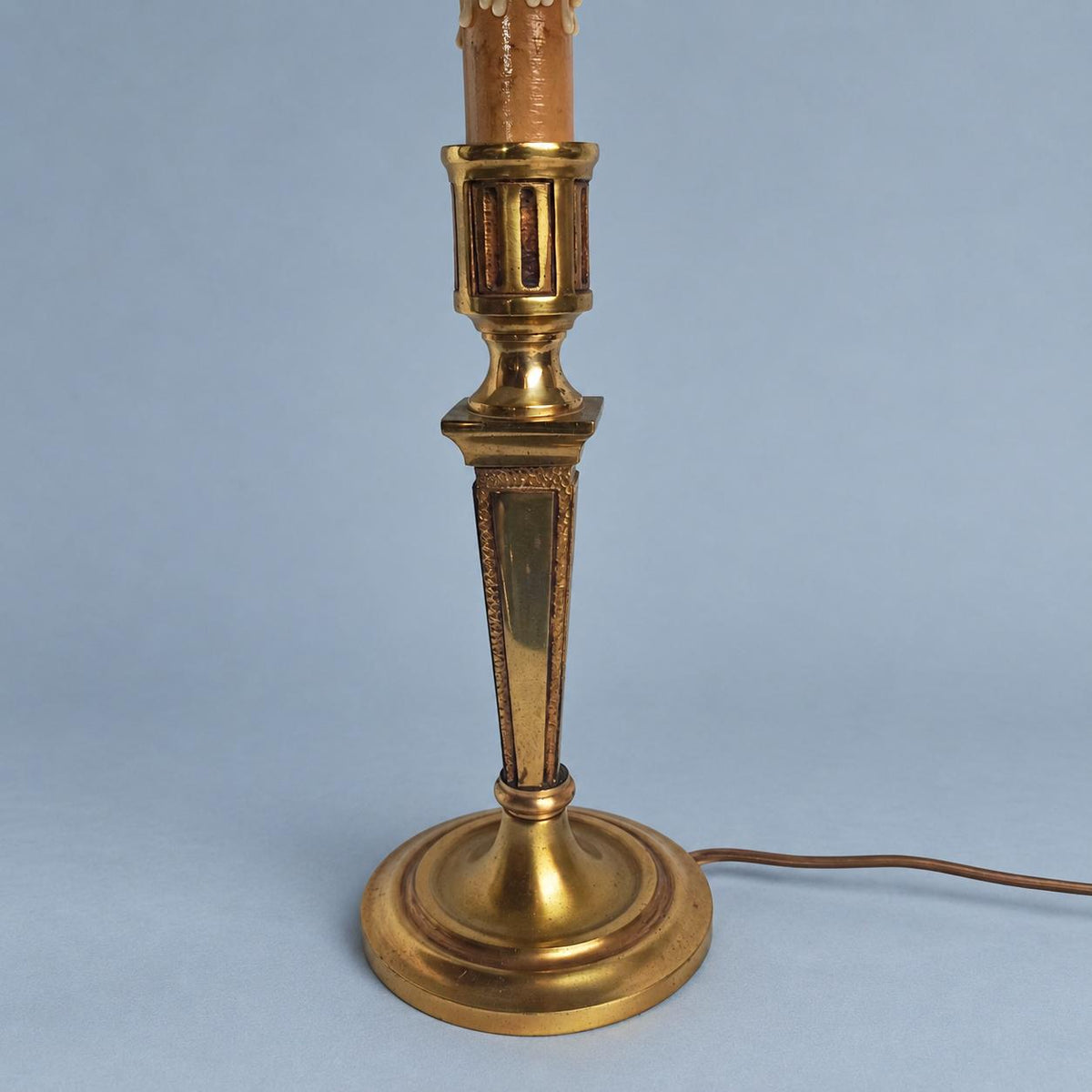 Vintage 1980s Louis XVI Style Brass-Tone Candlestick Table Lamp with Black and Gold Oval Shade