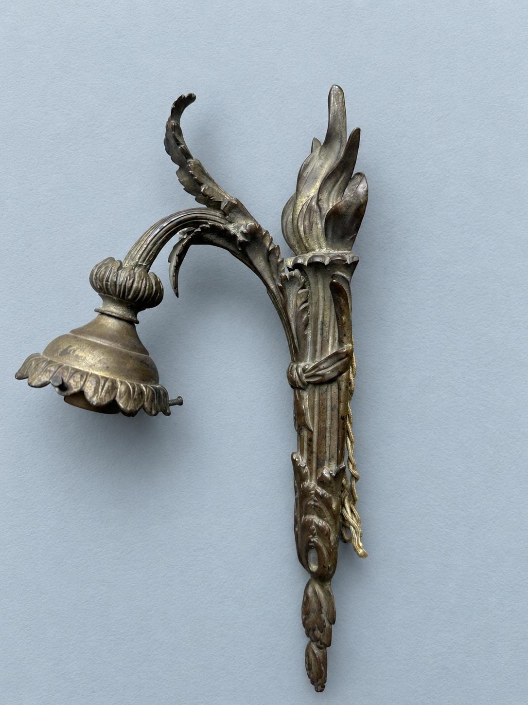 Vintage Single Louis XVI Style Bronze-Tone Torch Wall Sconce with Acanthus Arm and Hanging Shade Holder