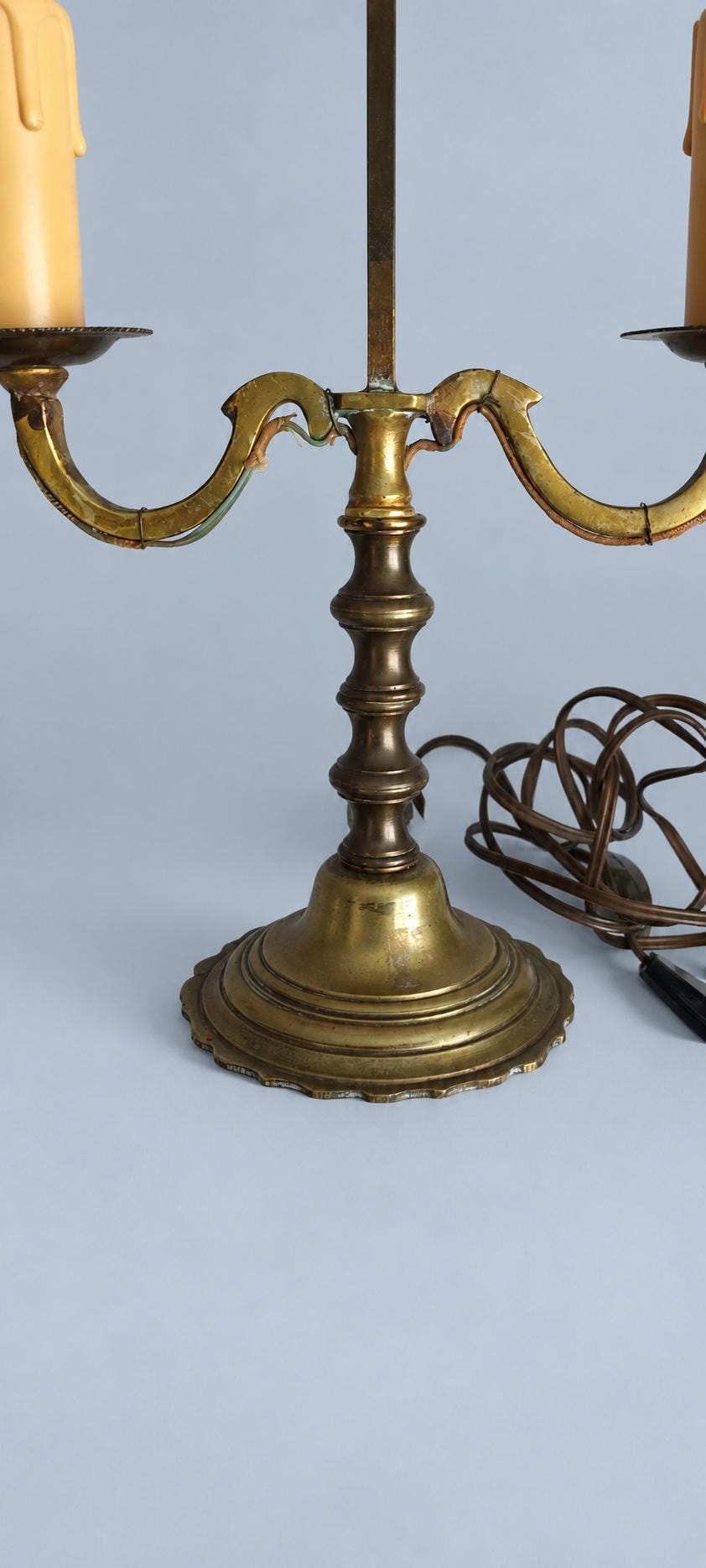 Vintage Two-Light Bouillotte Table Lamp, Green Tole Shade, Baluster Stem and Scalloped Metal Base