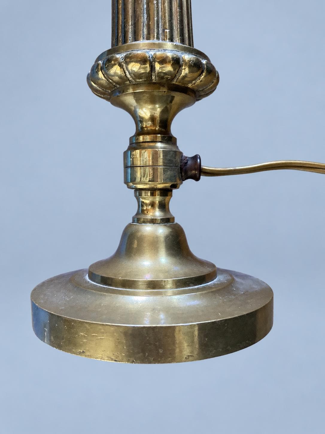 Vintage 1960s–70s Louis XVI Style Brass-Tone Fluted Column Table Lamp Base, Weighted