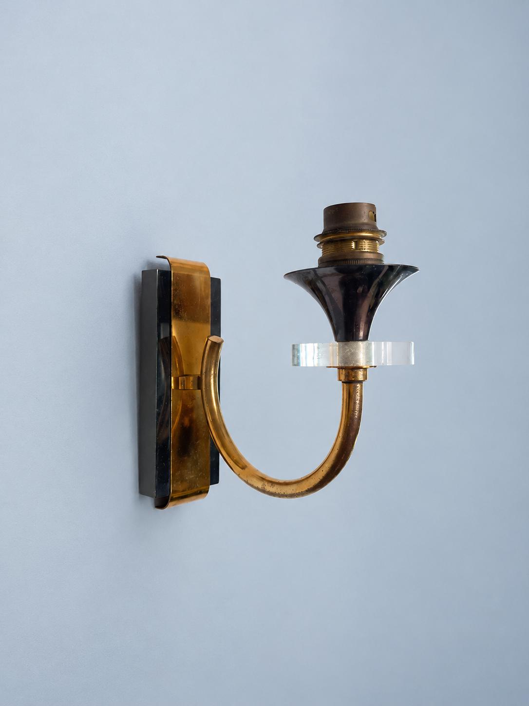 Vintage Hollywood Regency Style Brass-Tone Wall Sconce with Clear Acrylic Ring