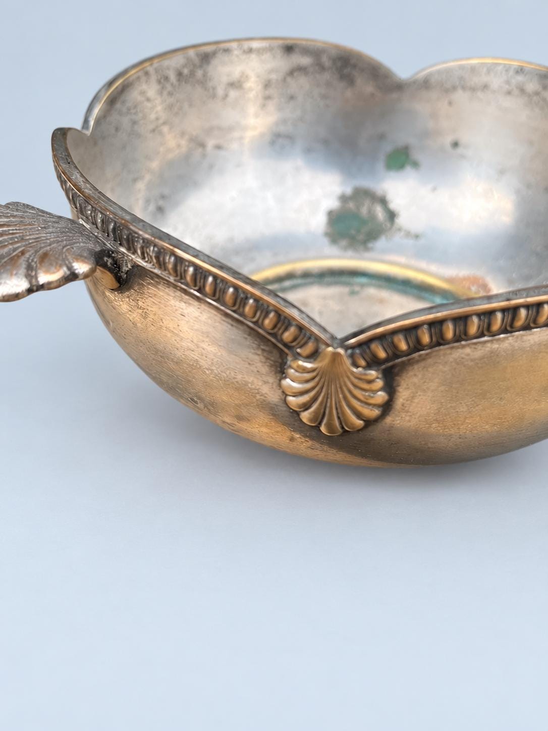 Vintage Small Lobed Dish with Shell Handles, Silver-Tone Metal Trinket Bowl with Gadrooned Border, 10.5 cm