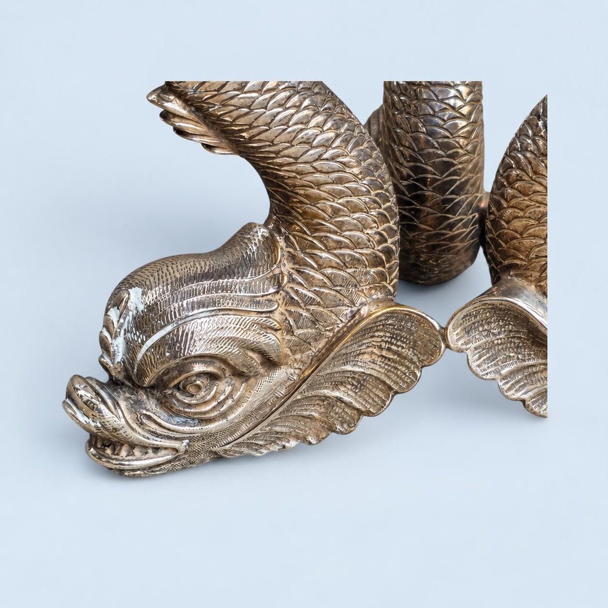 Vintage Dolphin Centerpiece Bowl, Silver-Tone Metal Fruit Stand on Three Sculptural Dolphins, Lobed Bowl, 24 cm
