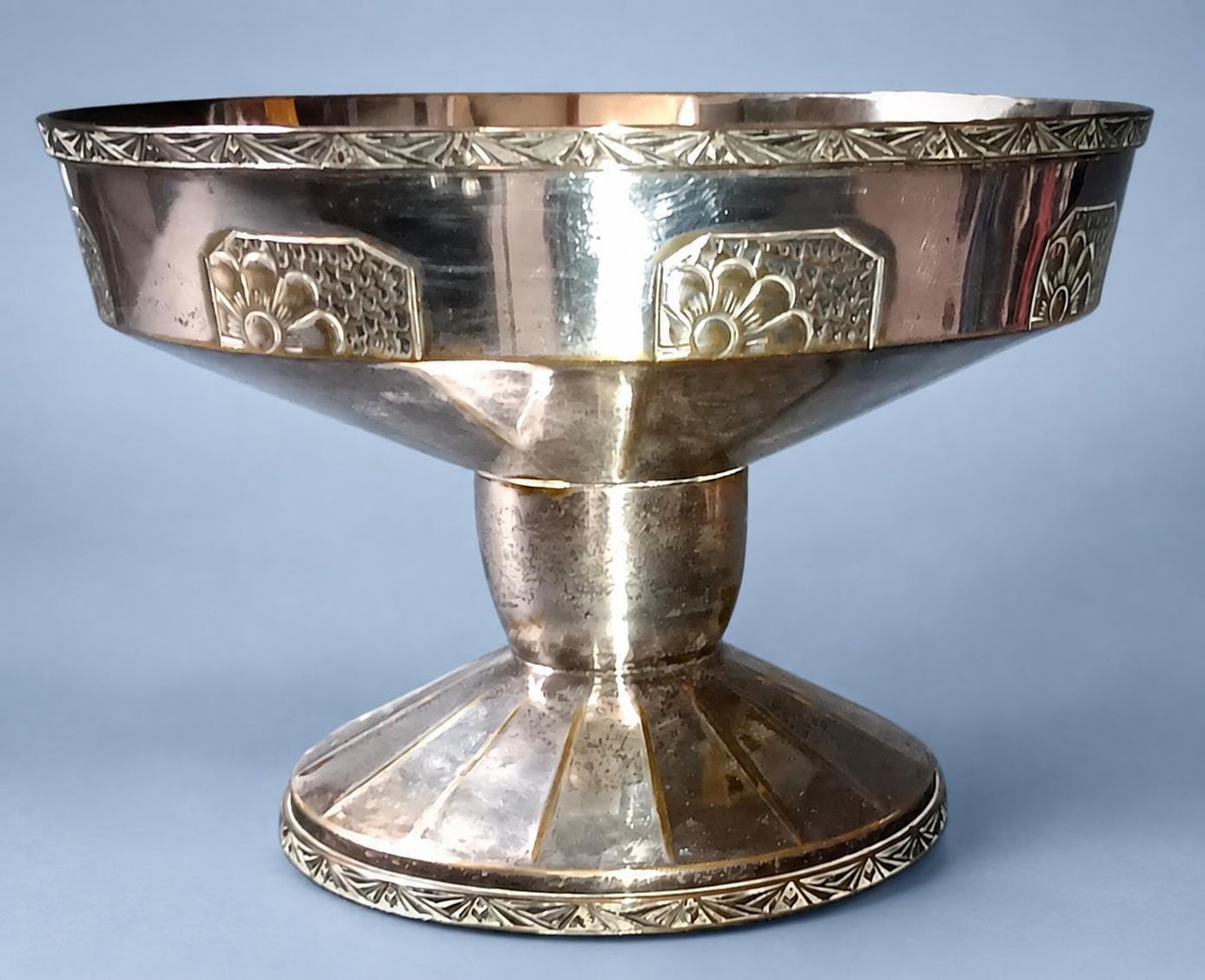 Vintage Art Deco Footed Bowl, Silver-Tone Metal Coupe on Pedestal with Fan Flower Panels and Chevron Borders, 20 cm